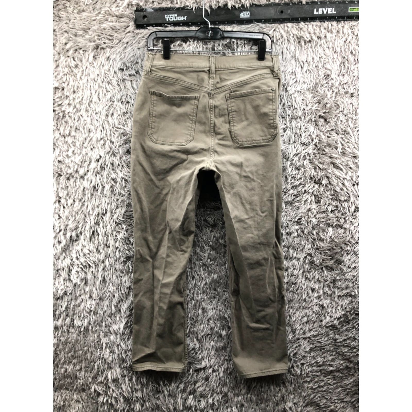 Old Navy Old Navy Beige Chino Pants Size 8 Womens Straight Rise Mid 27in Inseam Knit Polyester Elastic Pocket Button Front Flat Front Casual Formal Size 30" / US 8 / IT 44 - 5 Thumbnail