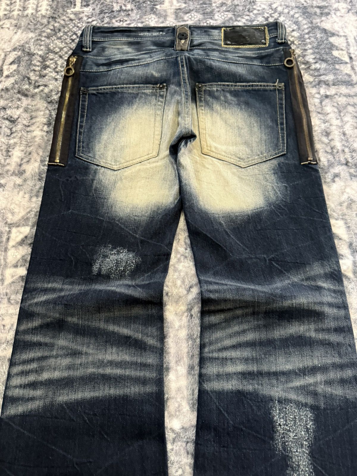 If Six Was Nine Trim Co Japan Wolf Cut Shadow Wash Studded Flared Jeans Size US 30 / EU 46 - 12 Thumbnail