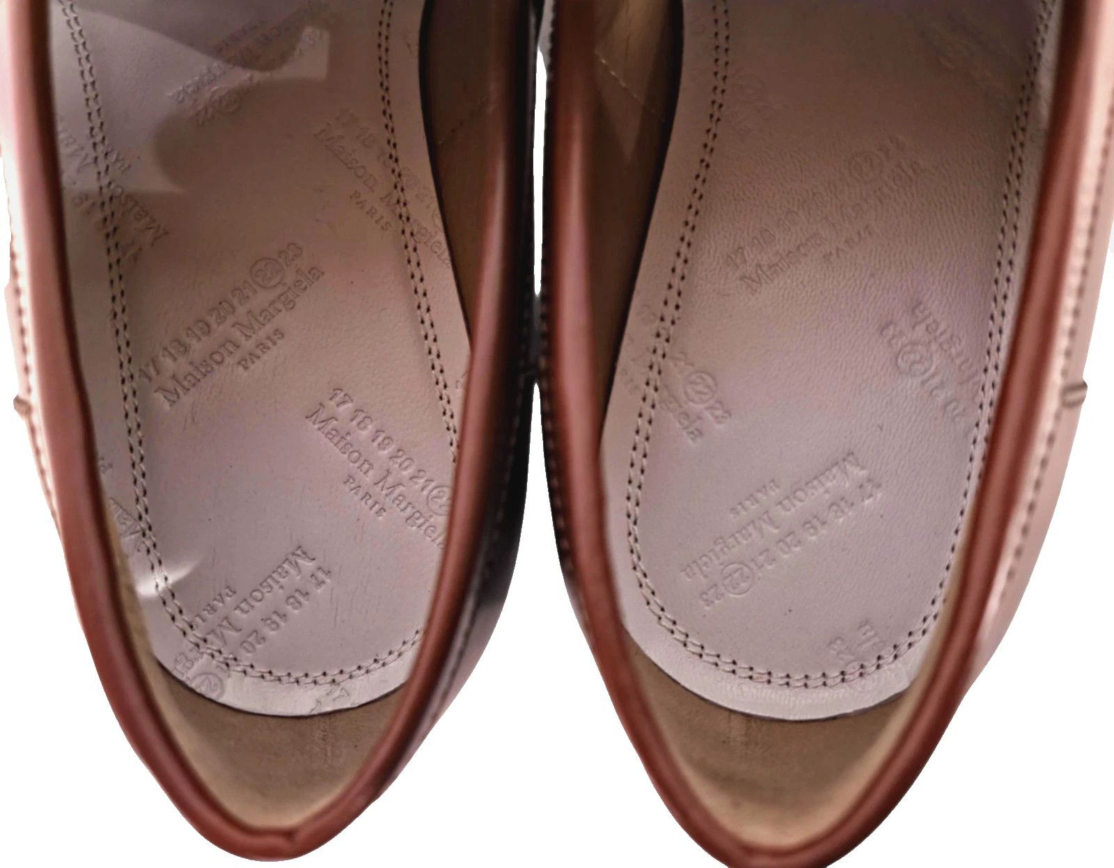 Maison Margiela Maison Margiela Tabi Perforated Loafers US 7 EU 37 Womens Size US 7 / IT 37 - 9 Thumbnail