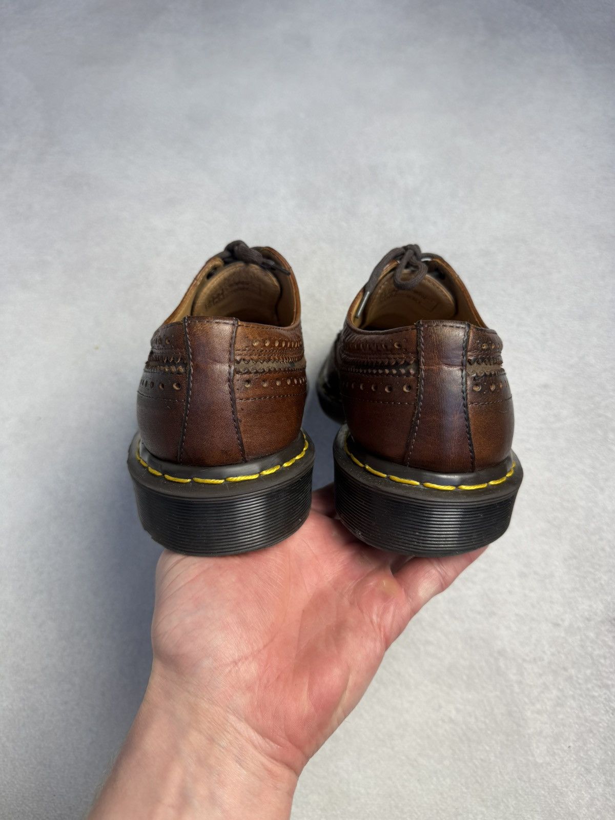 Dr. Martens Dr. Martens Doc Made in England 3989 Camo Leather Brogue US8 Size US 8 / EU 41 - 4 Thumbnail
