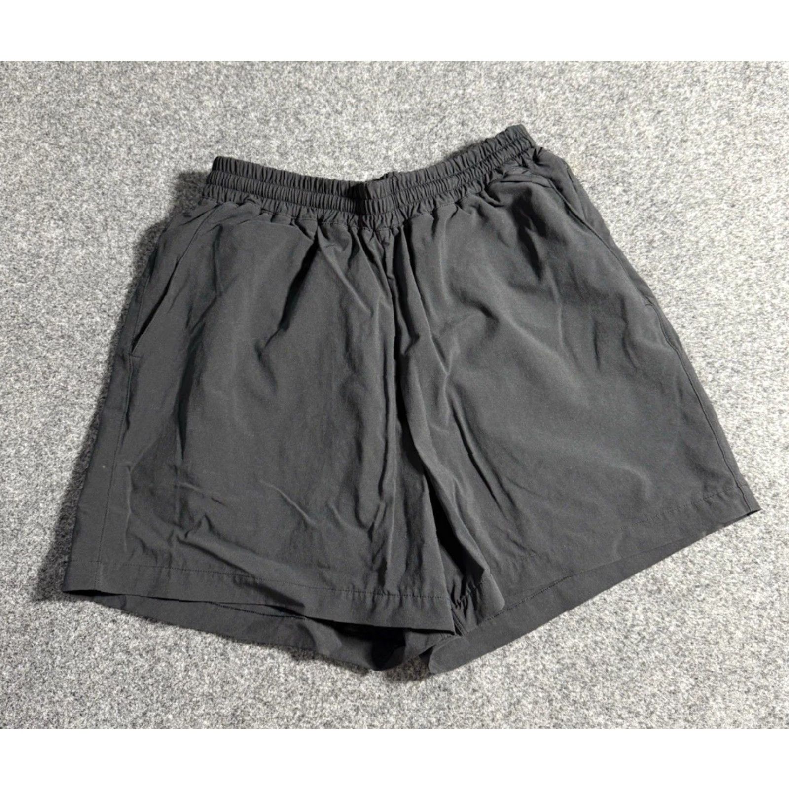 Outdoor Voices Outdoor Voices Shorts Mens XS Black 4.5 Inseam Lined Drawstring Pockets Solid Nylon Spandex Size US 27 - 2 Thumbnail