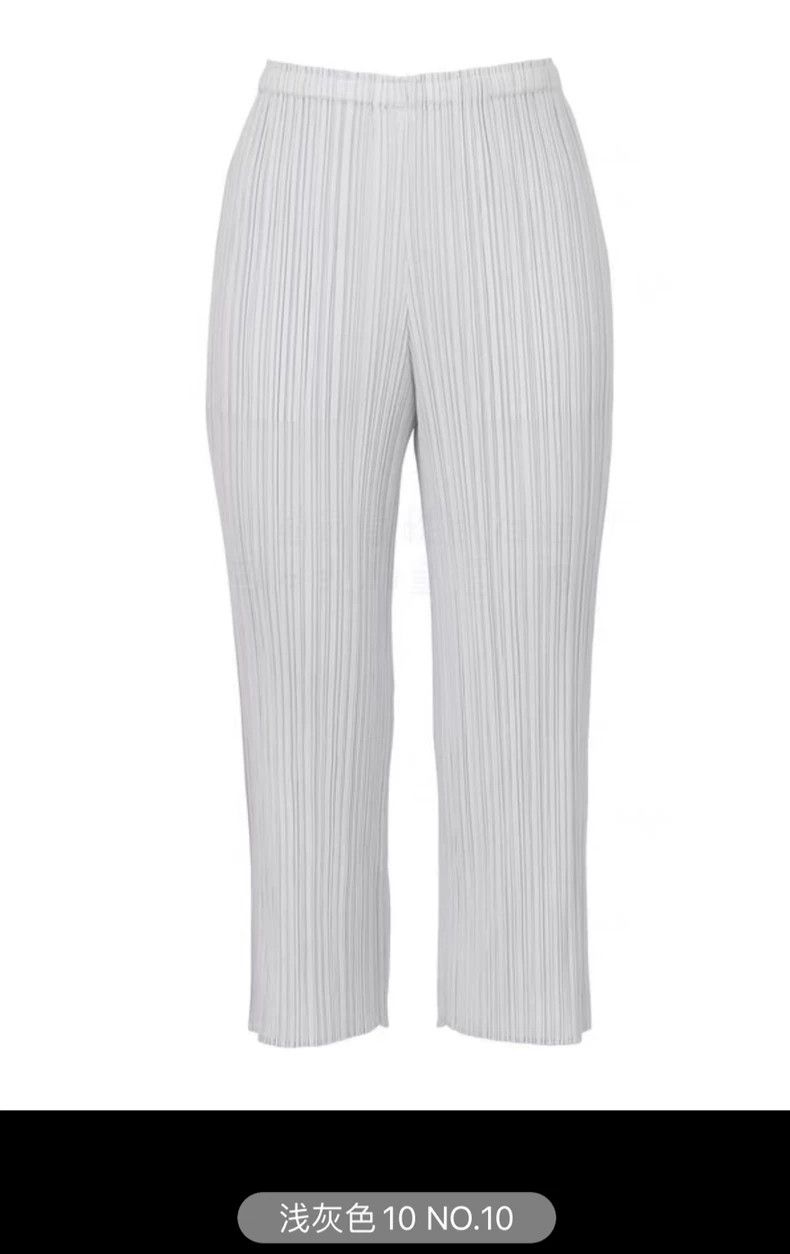 Issey Miyake Issey Miyake size:3 Light grey pleated pants Size 42" / US 20 - 1 Thumbnail