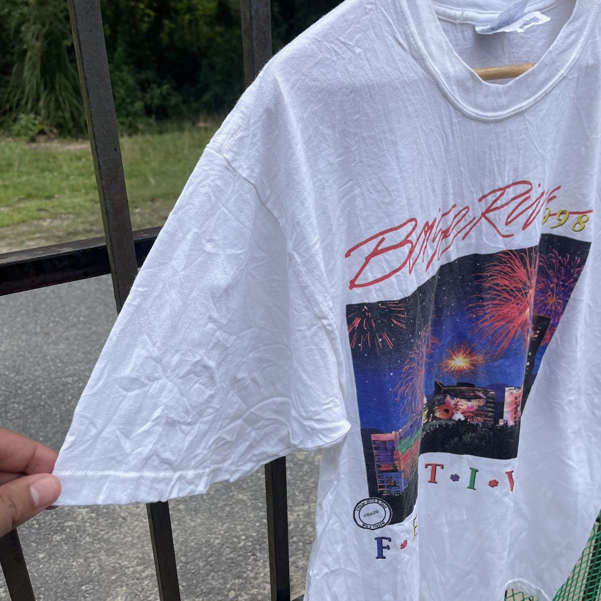Vintage 🔥🔥Vintage 1998 Base River Festival Art Work Tee Size US L / EU 52-54 / 3 - 7 Thumbnail