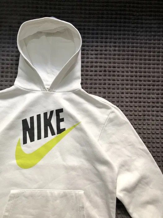 Nike White Nike Hoodie | Excellent Condition Size US S / EU 44-46 / 1 - 3 Thumbnail