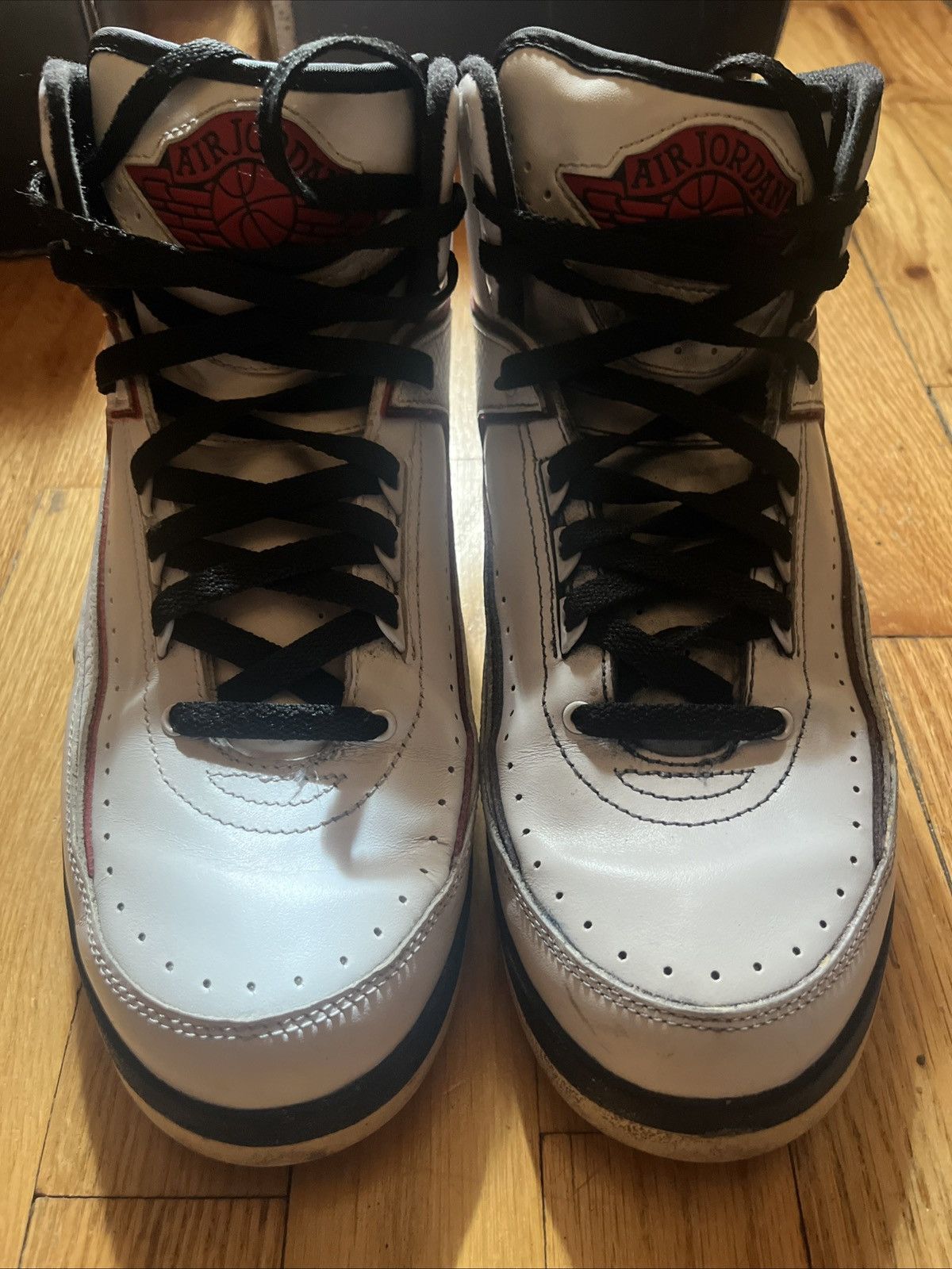 Jordan Brand Nike Air Jordan 2 II Retro OG Chicago QF Size US 9.5 / EU 42-43 - 1 Thumbnail