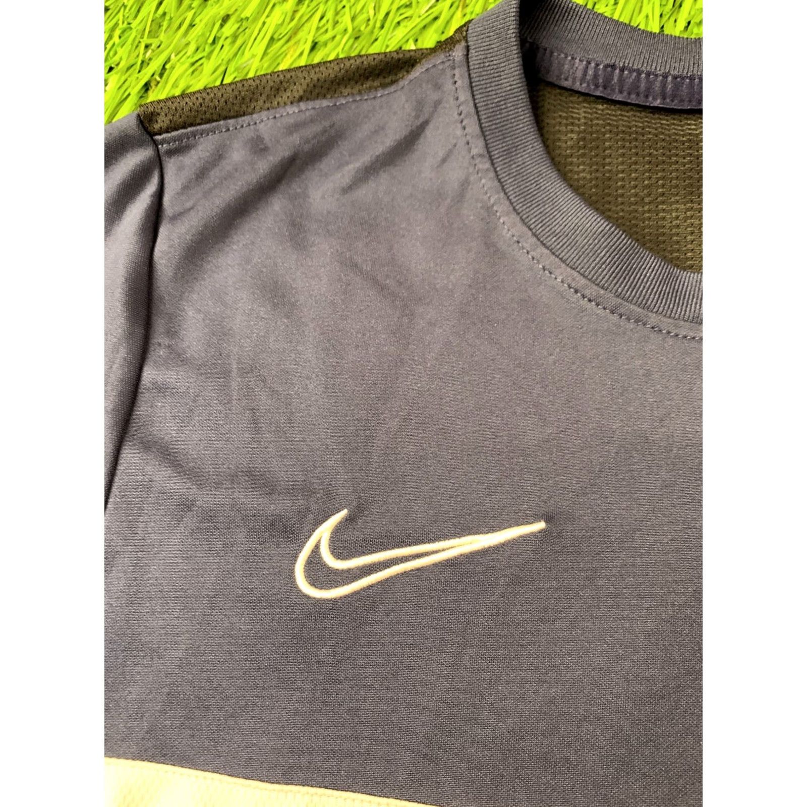 Nike Nike Academy Pro Dri-Fit Football Shirt Jersey M Men Navy Blue/Black/White 2021 Soccer T-Shirt Short Sleeve Nike Dri-FIT Mens Jersey Size M Size US M / EU 48-50 / 2 - 3 Thumbnail