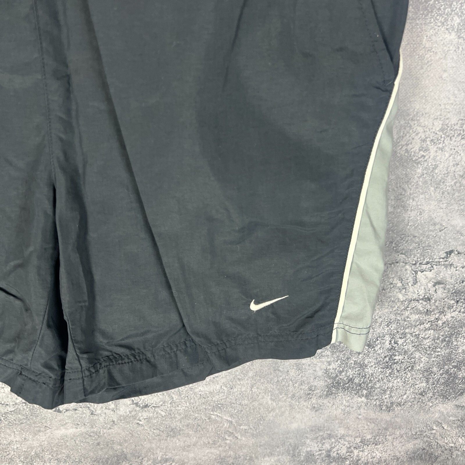 Nike Nike Vintage Shorts Men's Size L Black ` Size US L / EU 52-54 / 3 - 5 Thumbnail