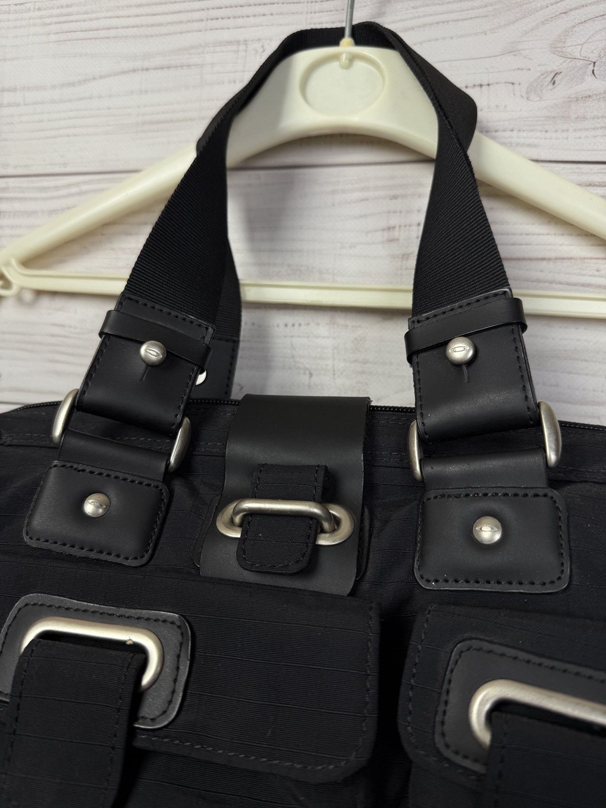 Oakley Oakley Vintage Hand bag y2k Size ONE SIZE - 5 Thumbnail