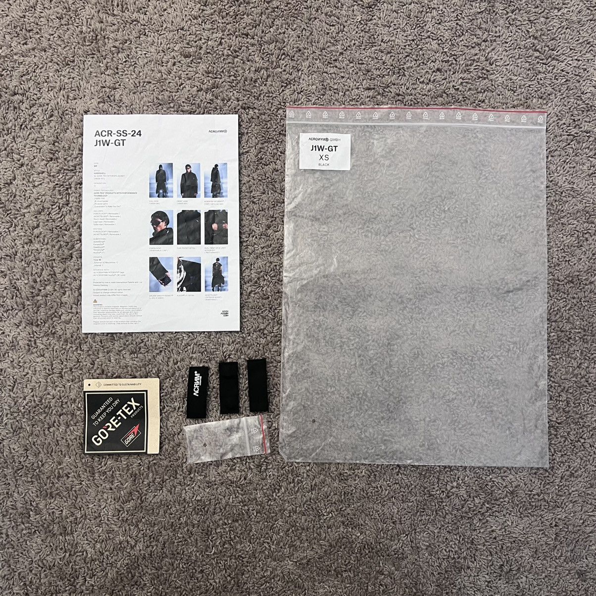 Acronym J1W-GT Size US XS / EU 42 / 0 - 6 Thumbnail