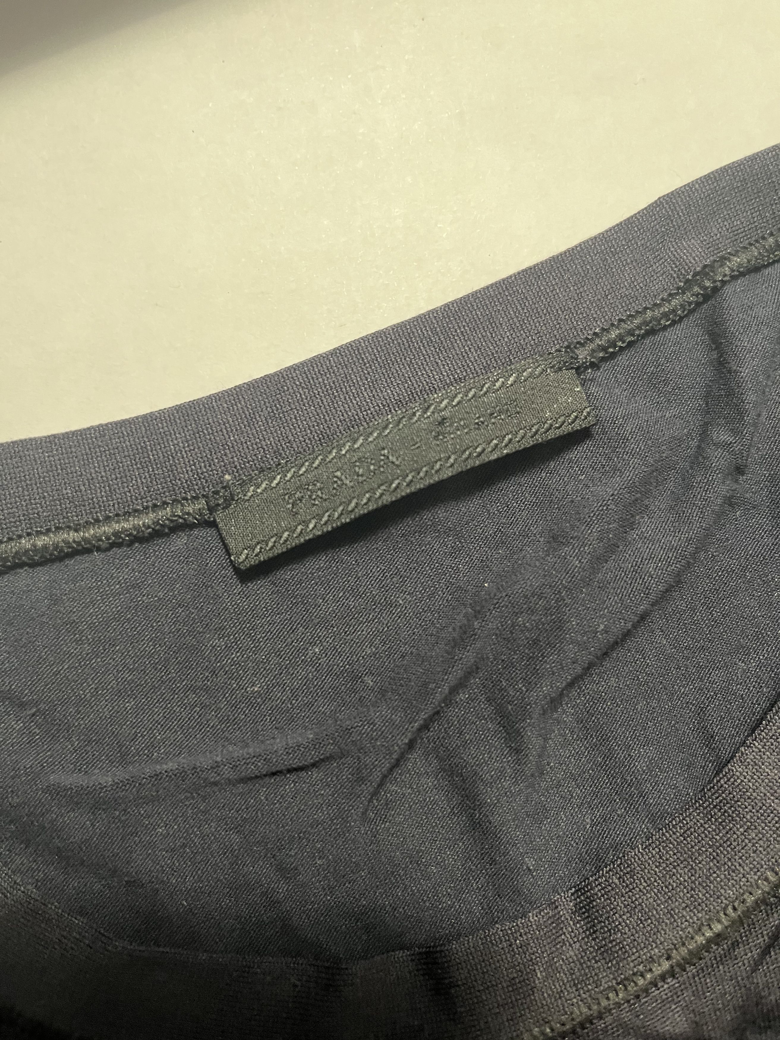 Prada black basic t-shirt Size US S / EU 44-46 / 1 - 6 Thumbnail