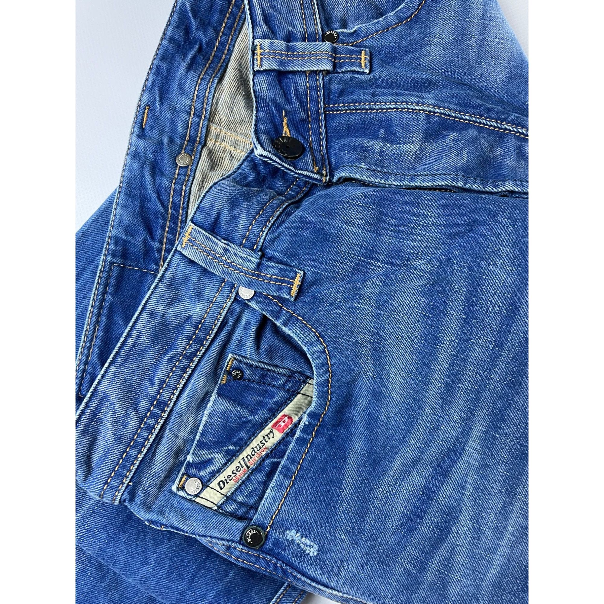Diesel × Vintage Diesel Larkee Mens Baggy Fit Jeans Size US 33 - 9 Thumbnail