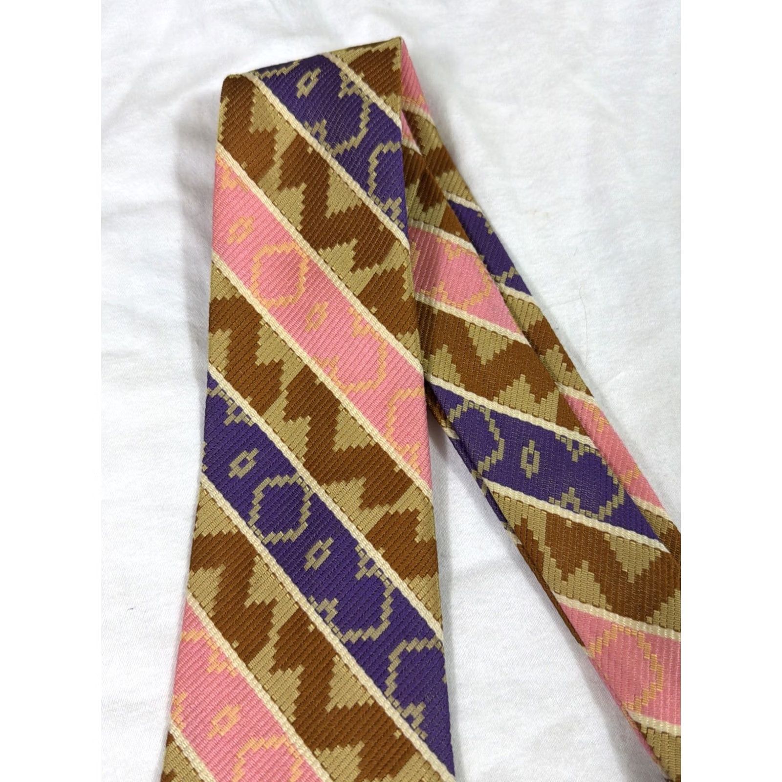 Pinko VINTAGE 70s Necktie Polyester Geometric Purple Pink Brown 52 Inches Long Men Brown PINK Tie Size ONE SIZE - 5 Thumbnail