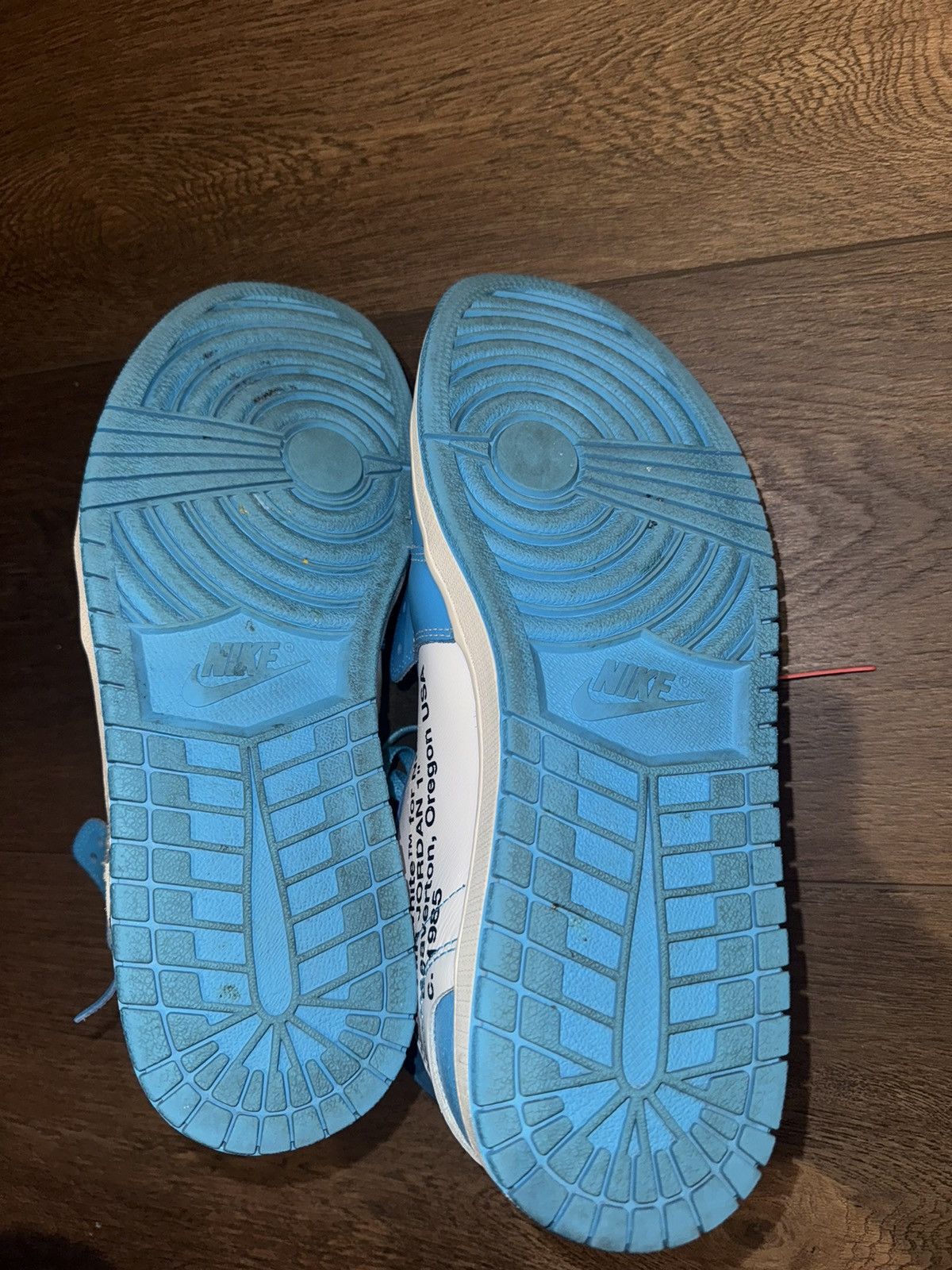 Nike × Off-White Off-White x Air Jordan 1 Retro High OG 'UNC' Size US 11.5 / EU 44-45 - 5 Thumbnail