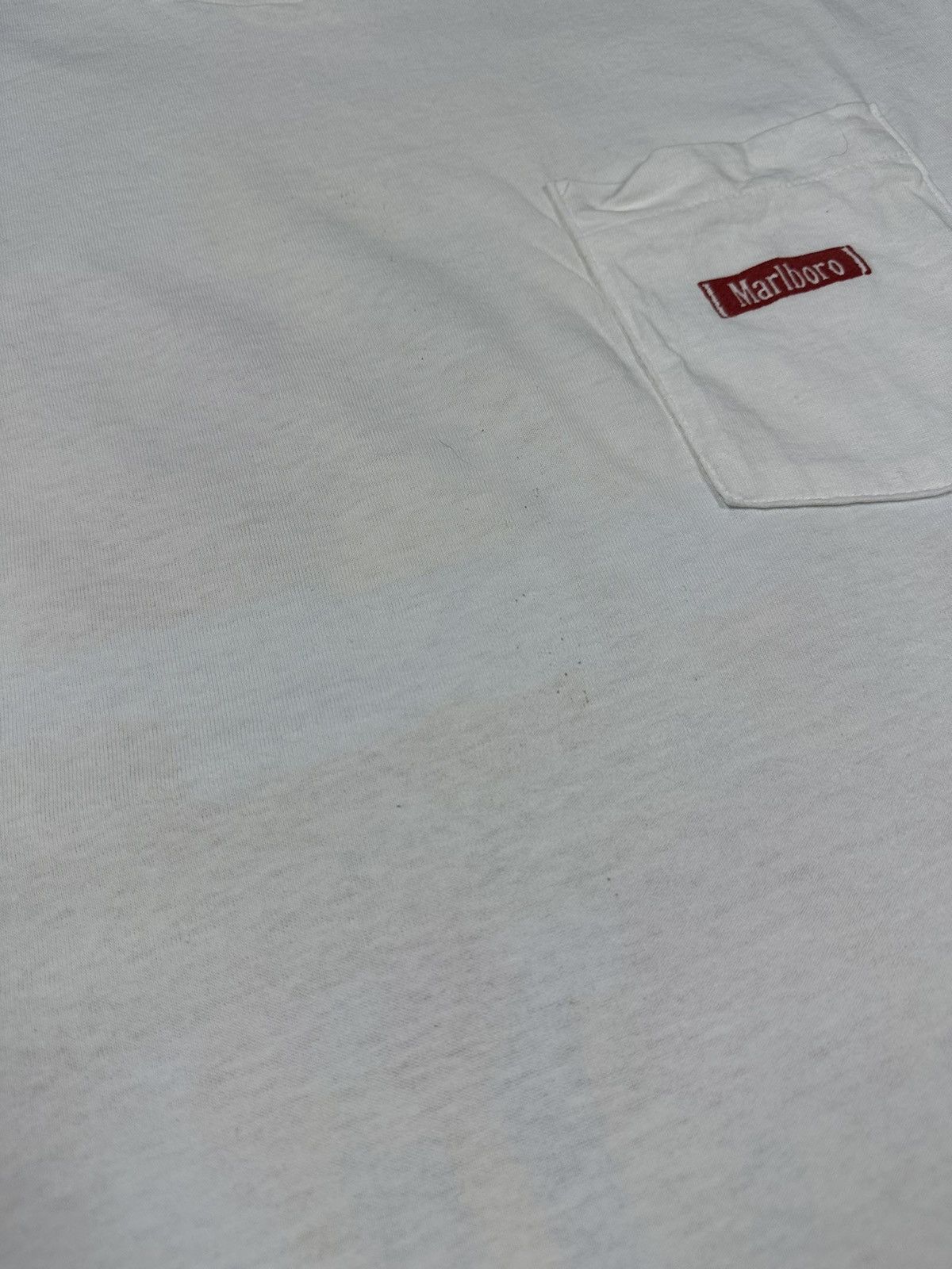 Marlboro × Vintage Vintage 90s Marlboro Country Store Big Back Print White Tee Size US XL / EU 56 / 4 - 5 Thumbnail