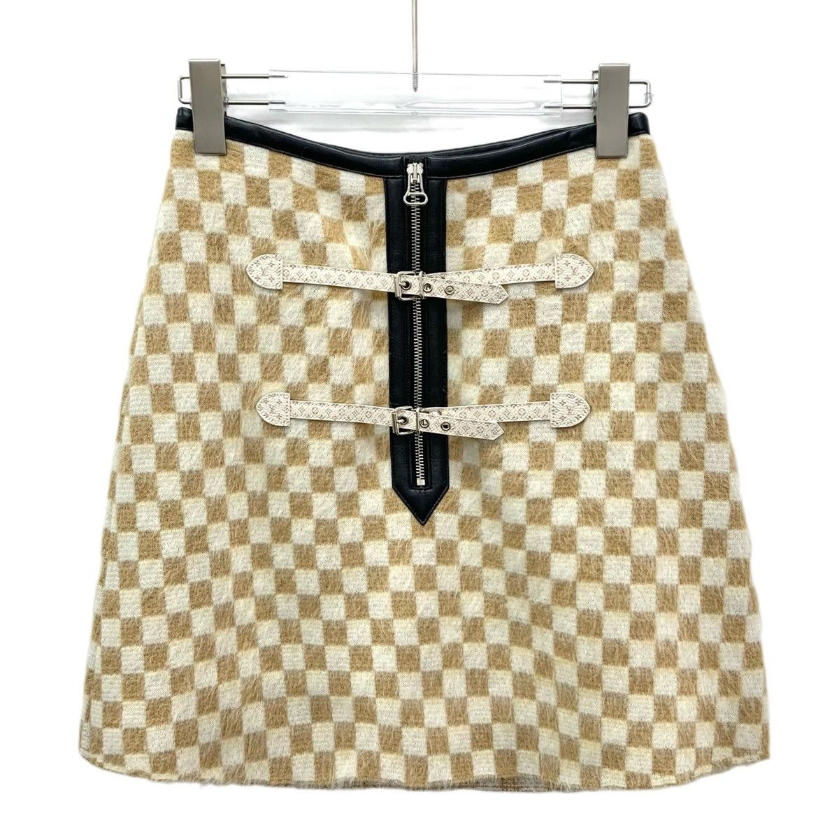 Louis Vuitton Louis Vuitton Damier Buckle Merino Wool Casual Skirt K26WX Size 27" / US 4 / IT 40 - 1 Thumbnail