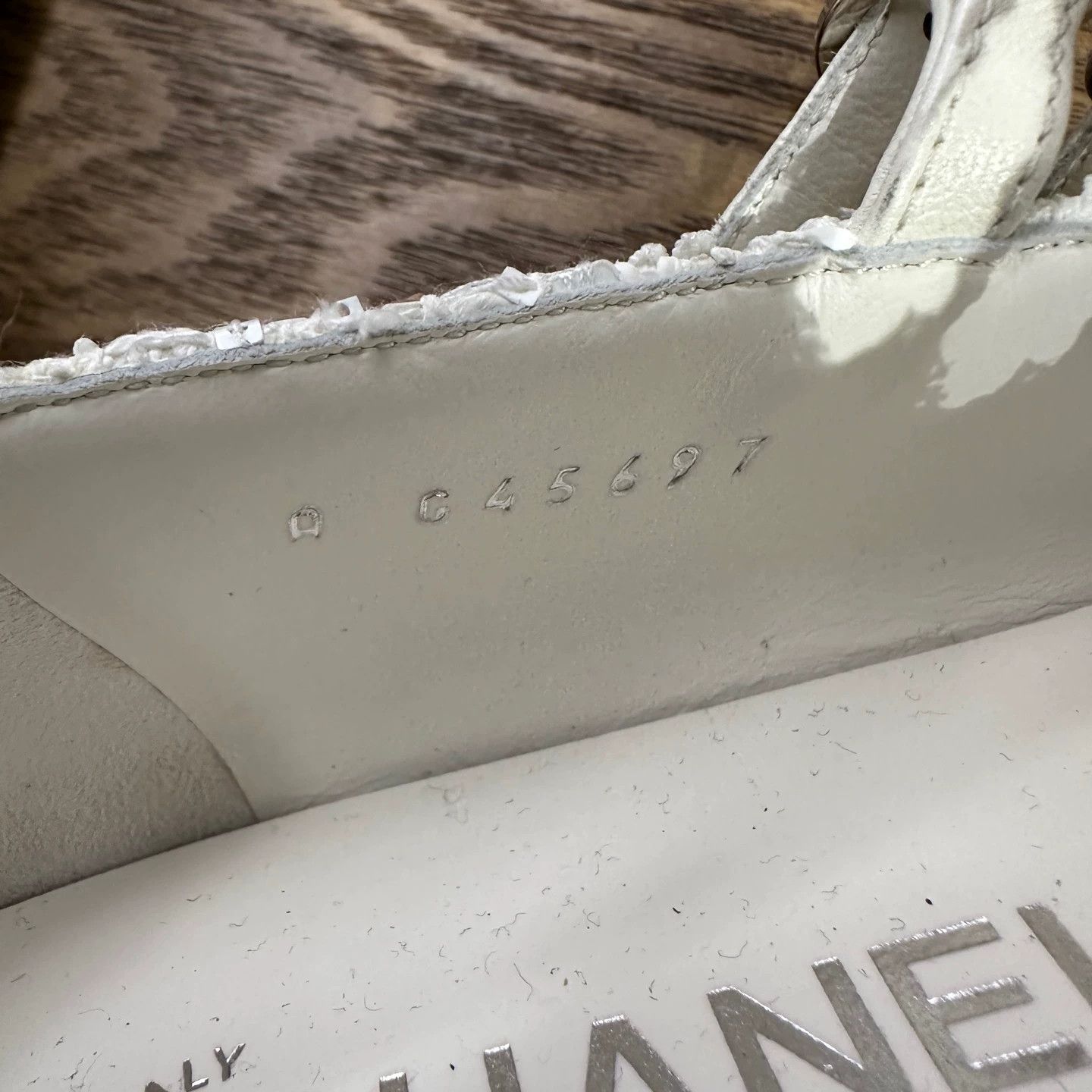 Chanel Chanel mar133 Mary Jane Logo flat 37 Size US 6.5 / IT 36.5 - 6 Thumbnail