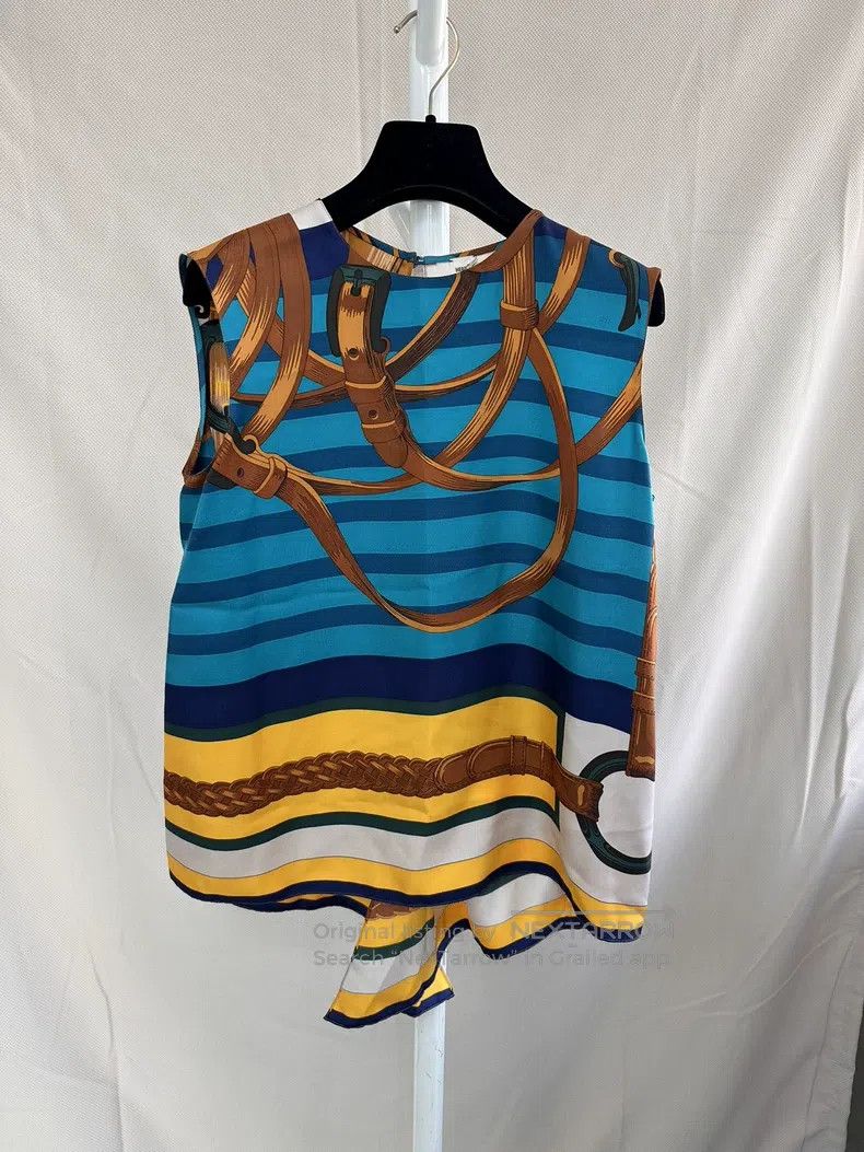 Hermes Hermes Silk Printed Top Size XXS / US 00 / IT 34 - 1 Thumbnail