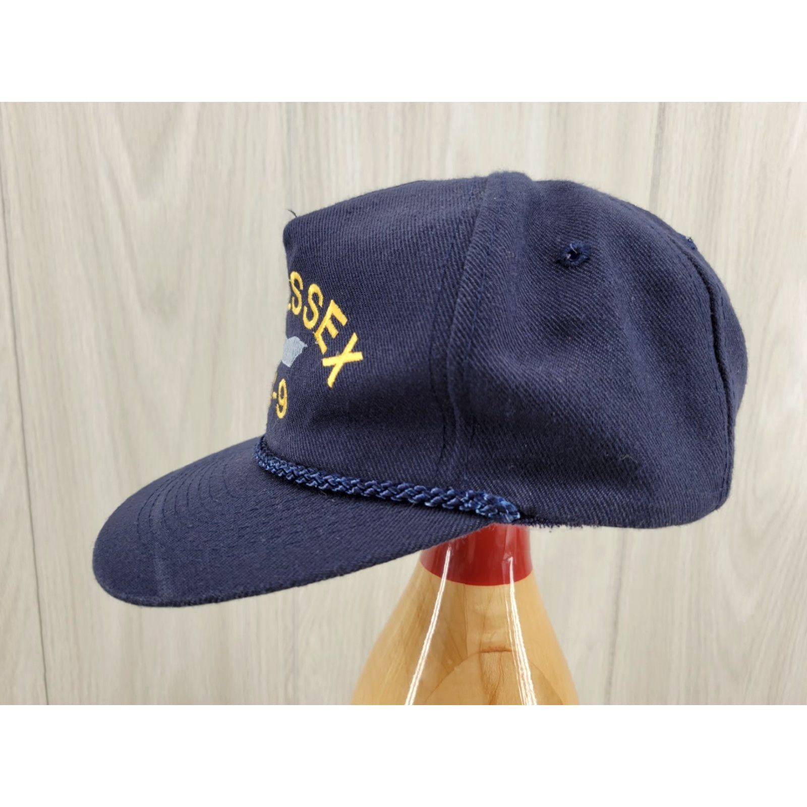 Vintage VINTAGE USS ESSEX CV-9 U.S NAVY SHIP HAT Rope U.S MILITARY BALL CAP Dark Navy Wool Adjustable Rope Undervisor Green Mens Hats Size ONE SIZE - 4 Thumbnail