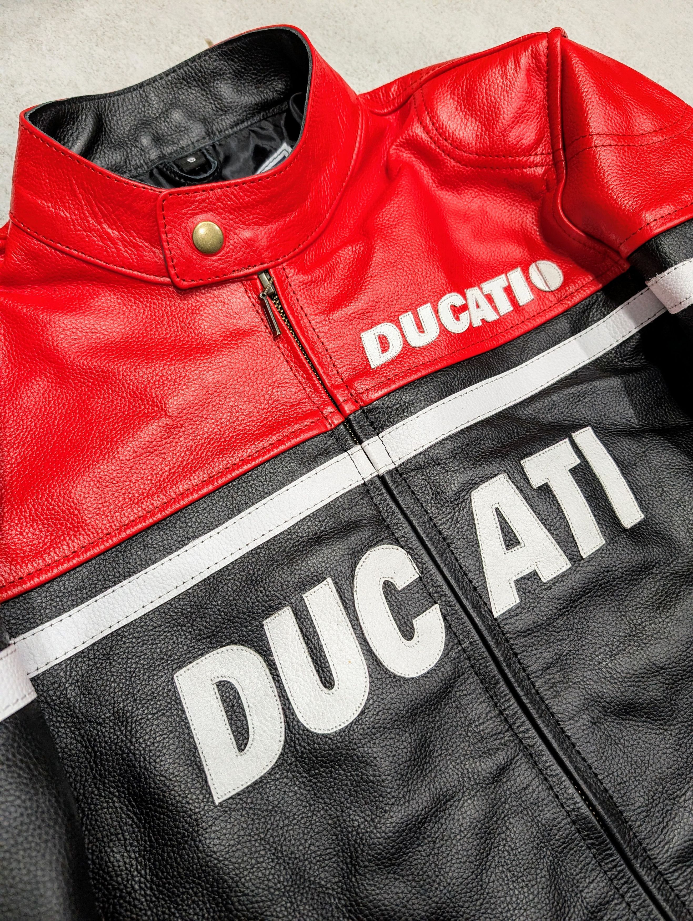 Ducati 💥 Ducati 💥 Motorcycle Leather Jacket Biker Streetwear Size US M / EU 48-50 / 2 - 4 Thumbnail