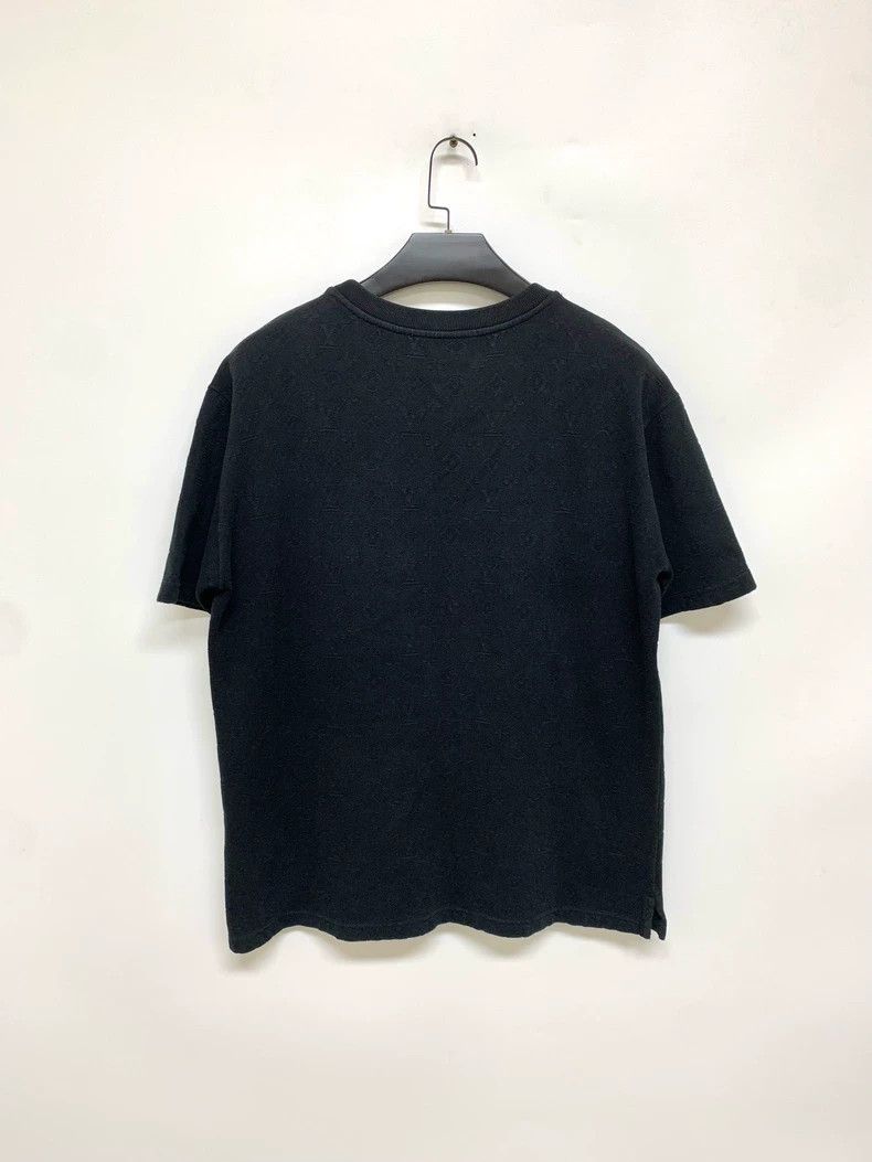 Louis Vuitton Louis Vuitton Black full print short sleeve Size US XL / EU 56 / 4 - 8 Thumbnail