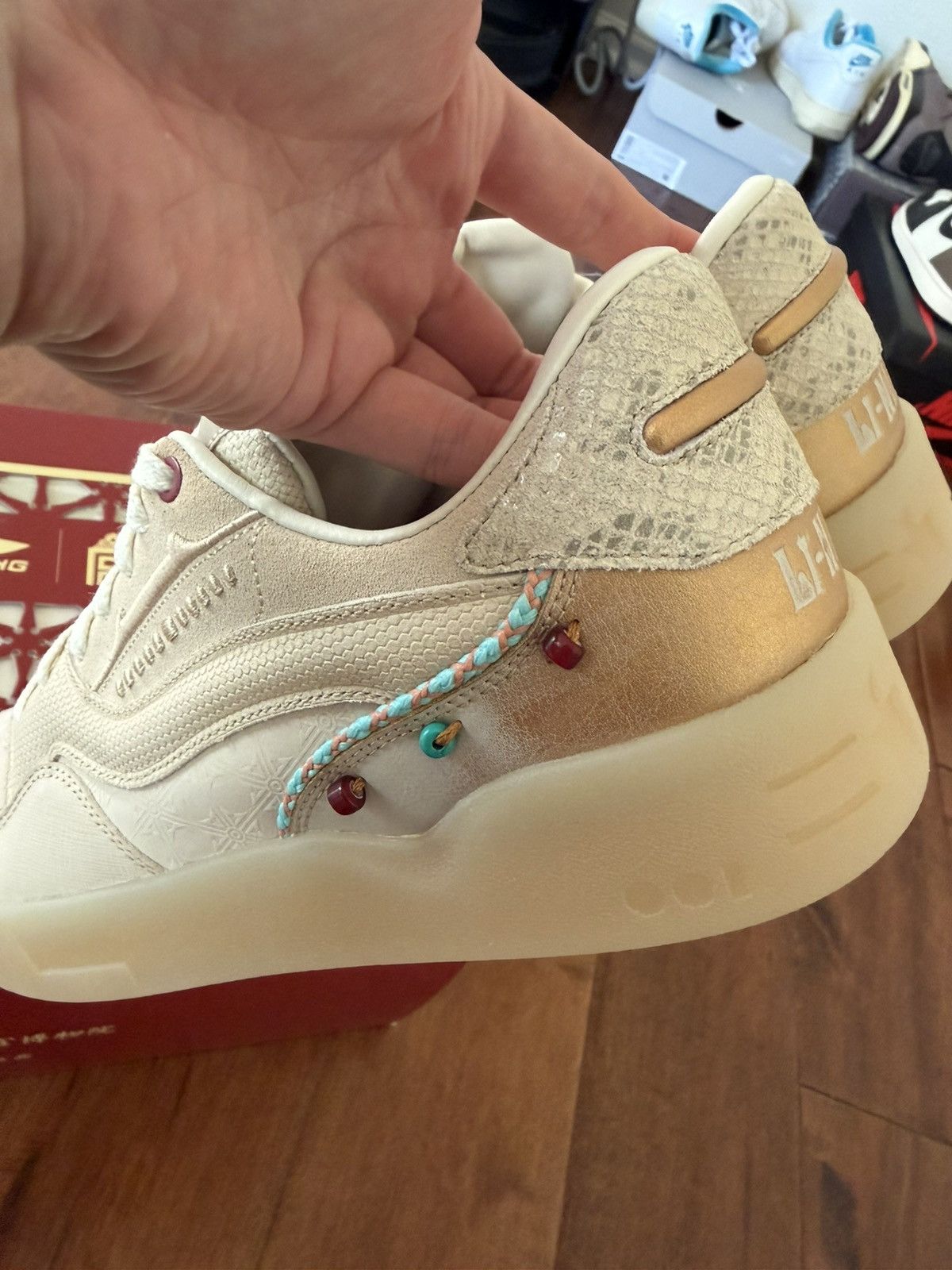 Li-Ning Forbidden city numbered 89/100 Size US 9.5 / EU 42-43 - 6 Thumbnail