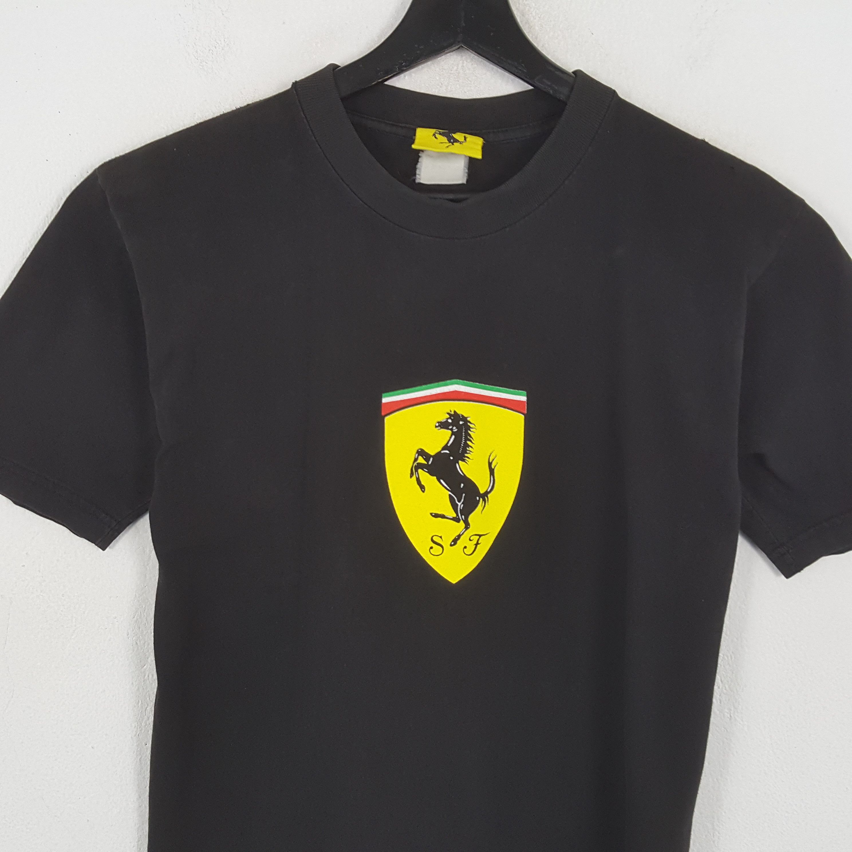 Ferrari × Vintage FERRARI Luxury Cars Brand Logo Design Tshirt Size US S / EU 44-46 / 1 - 2 Thumbnail