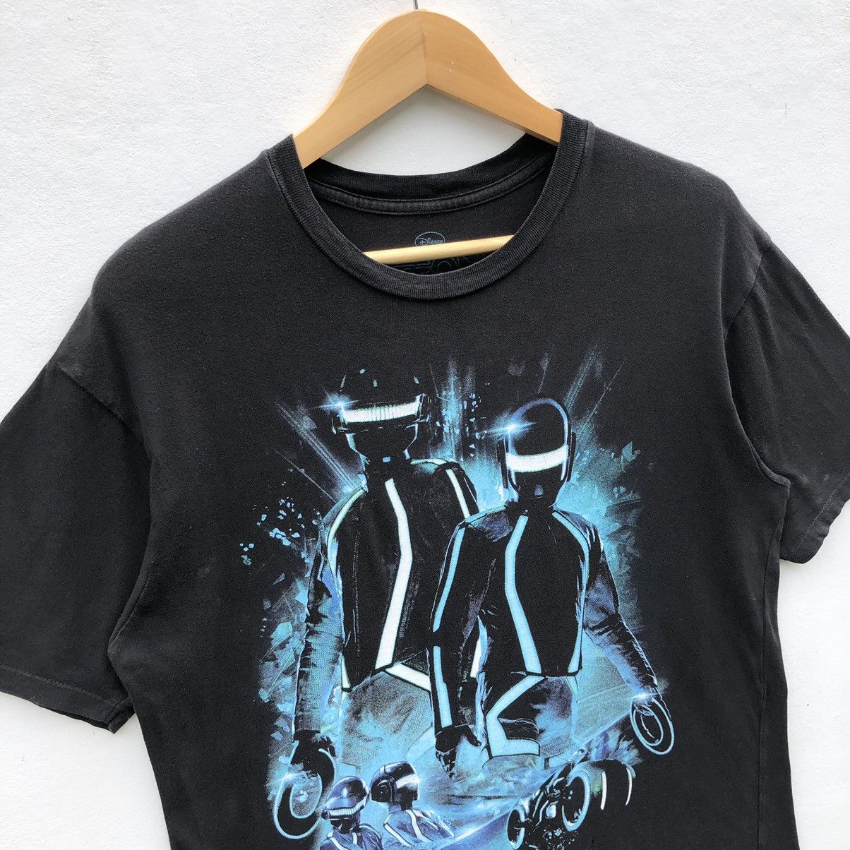 Disney Vintage Disney Merchandise Tron Legacy Daft Punk Shirt Size US M / EU 48-50 / 2 - 7 Thumbnail