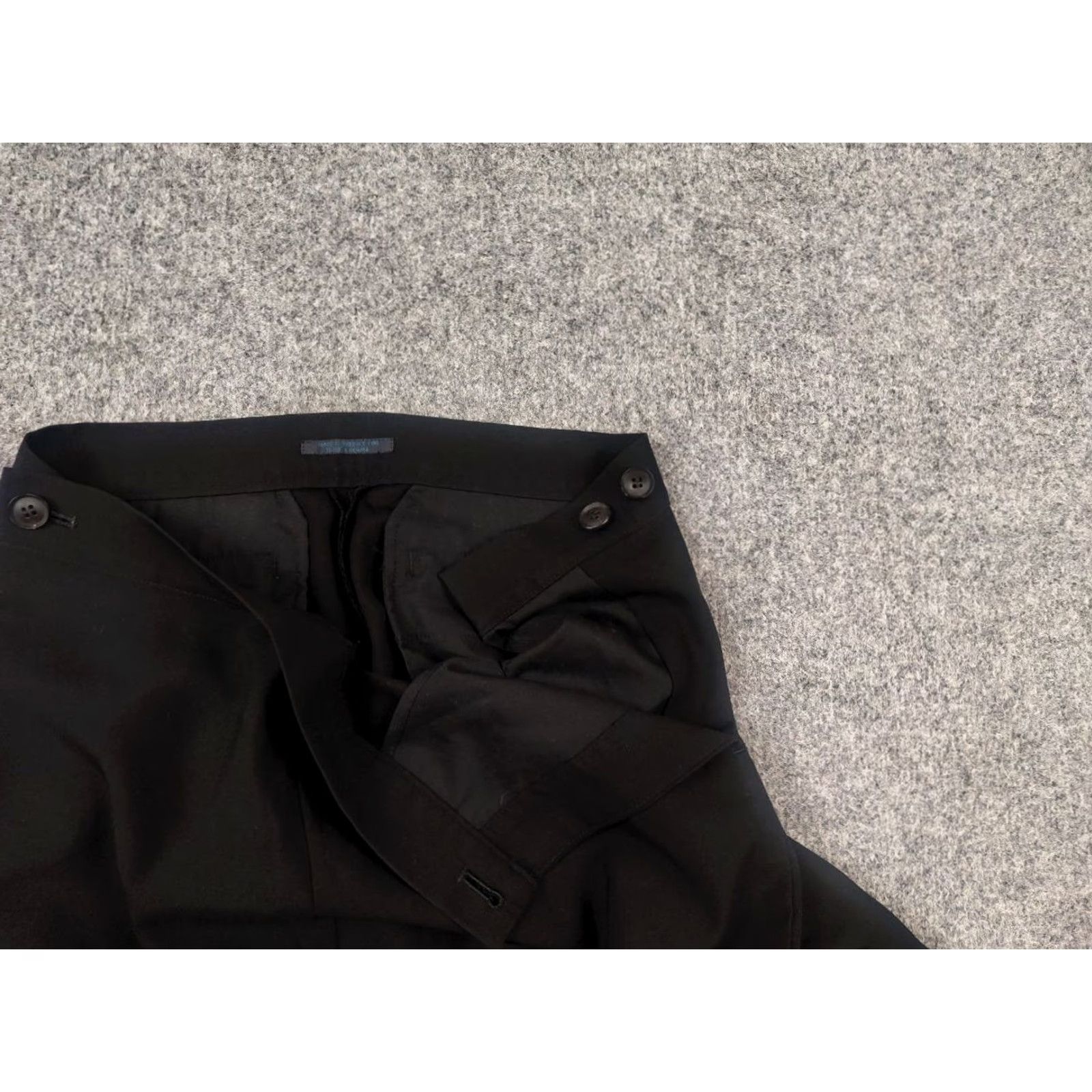 Yohji Yamamoto Yohji Yamamoto Y's Regulation Laine Wool Womens Pocket Buttons Tuck Shorts Size 28" / US 6 / IT 42 - 7 Thumbnail