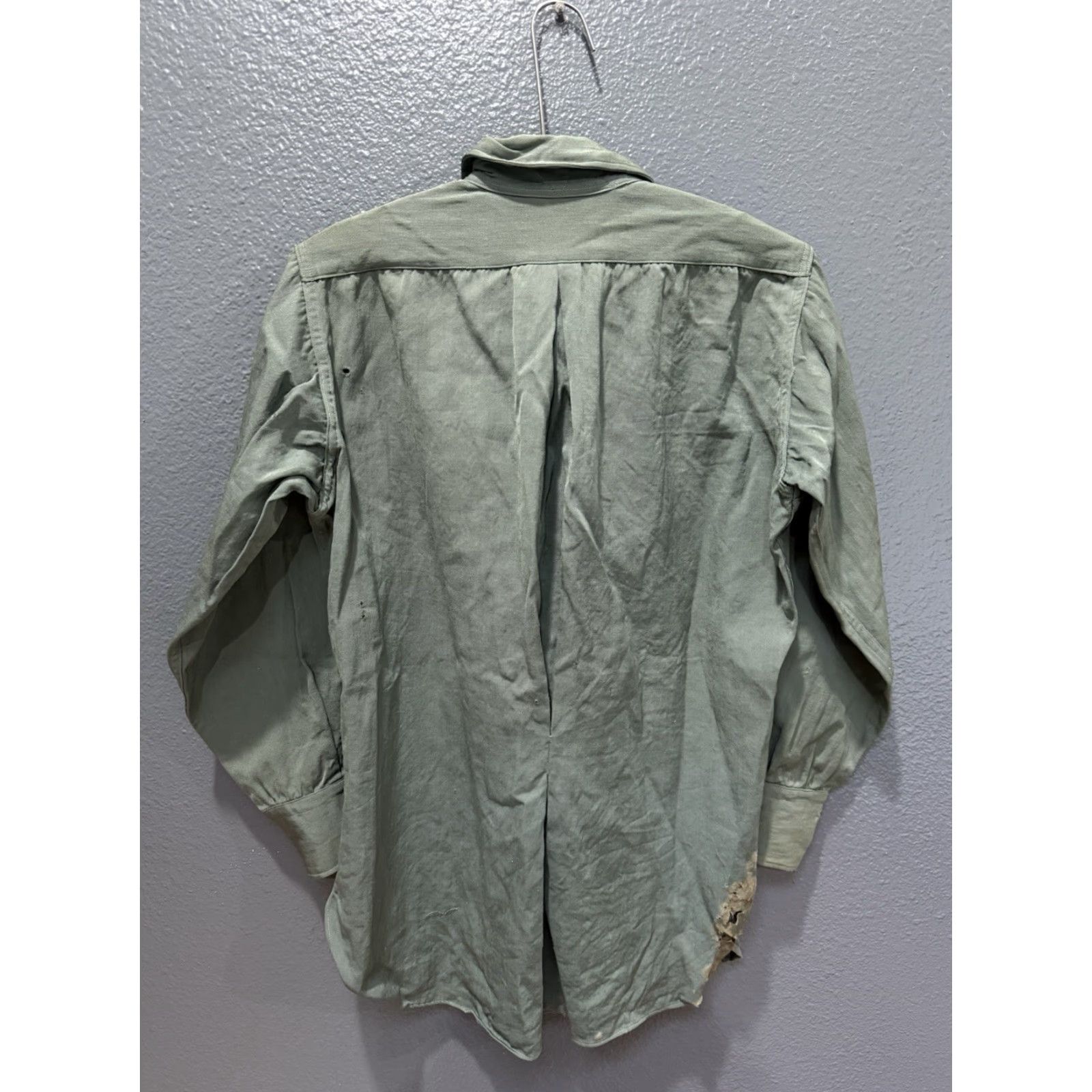 Pendleton VINTAGE Pendleton Western Shirt S Green Long Sleeve Rayon Button-Up Mens Small Flawed 40’s Size US S / EU 44-46 / 1 - 5 Thumbnail
