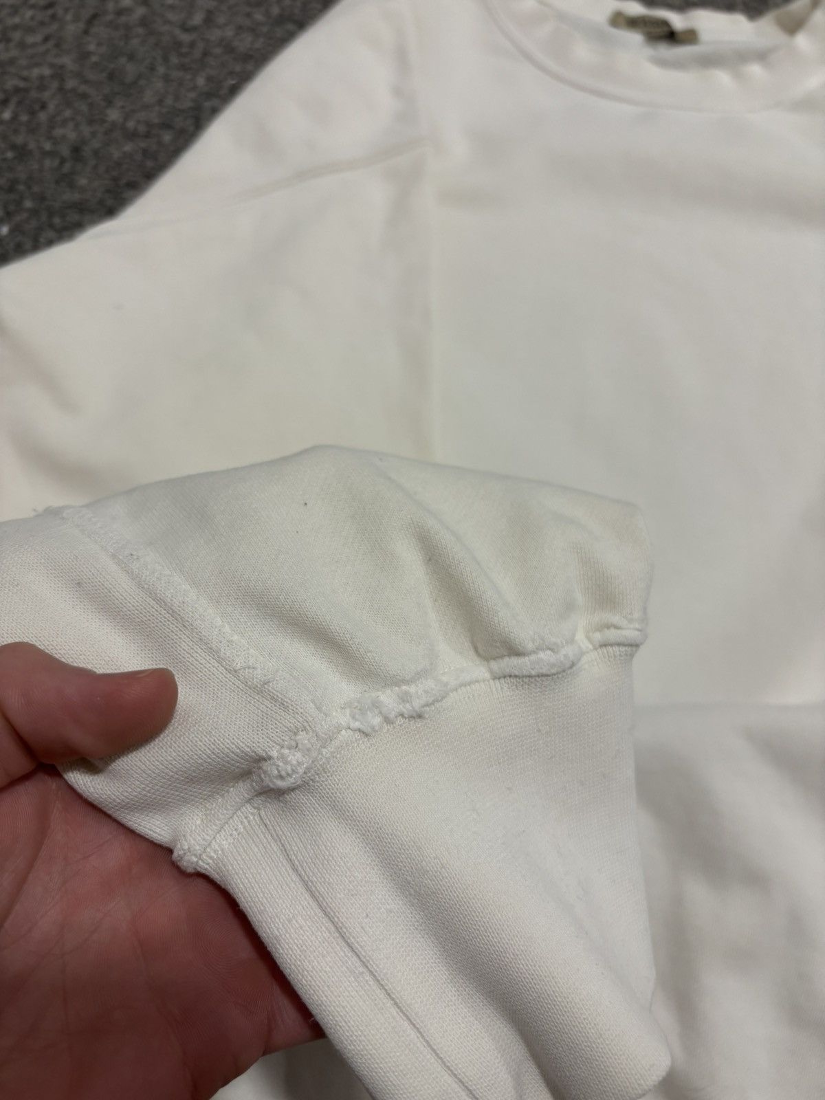Yeezy Yeezy season 4 Milk Boxy Crewneck Sweatshirt Off White Size US M / EU 48-50 / 2 - 5 Thumbnail