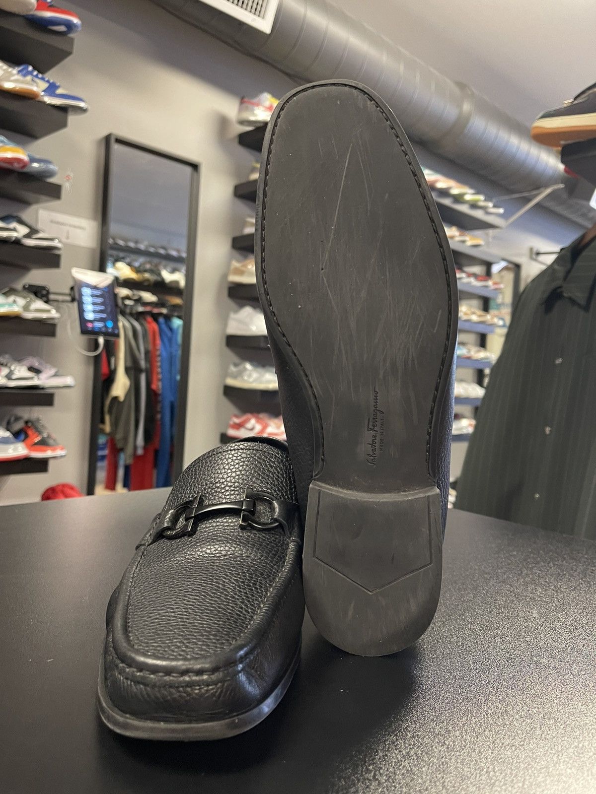 Salvatore Ferragamo Size 12.5 - Ferragamo Grandioso Calfskin Gancini Loafer Size US 12.5 / EU 45-46 - 8 Thumbnail