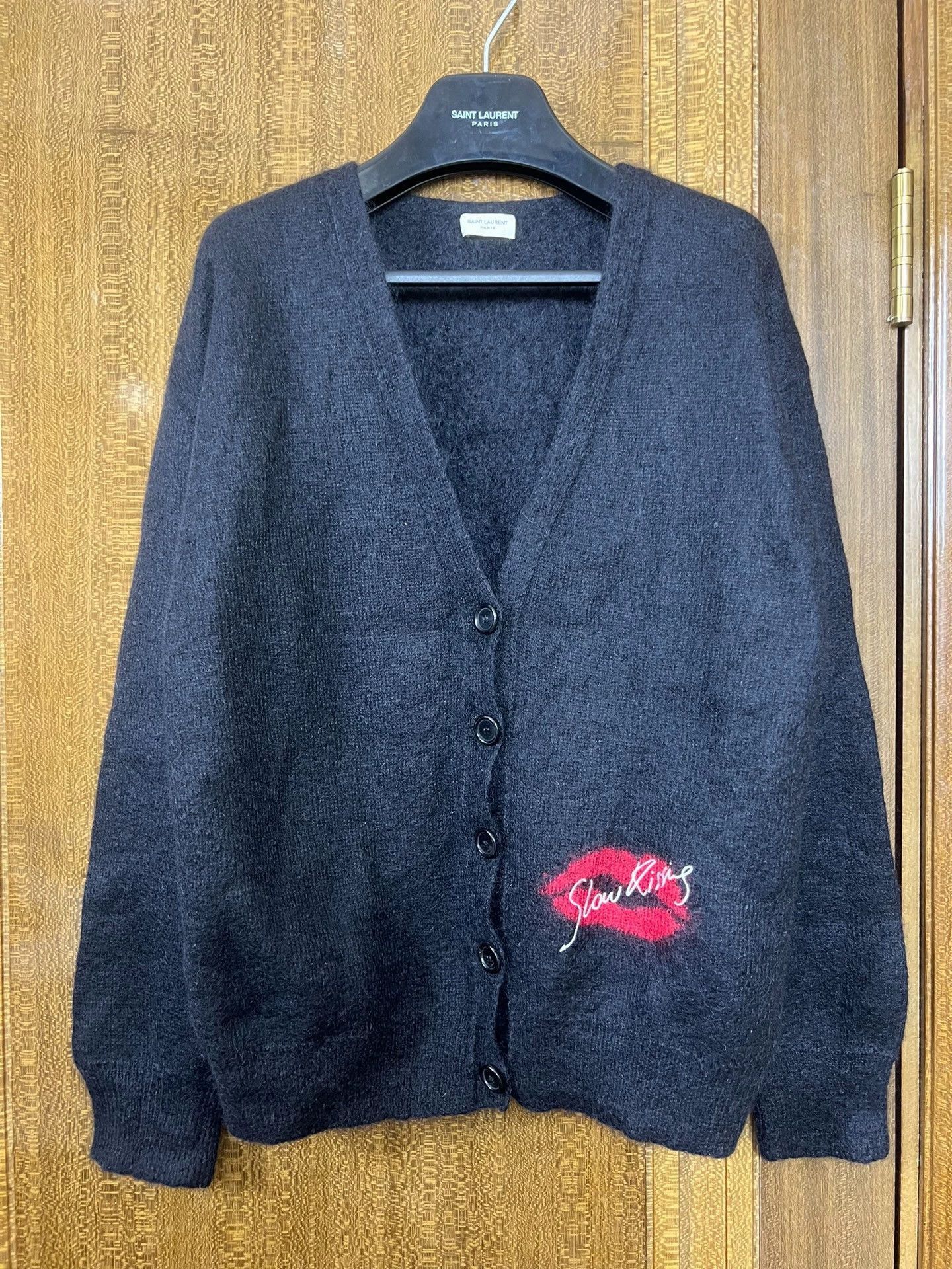 Saint Laurent Paris Saint Laurent Paris 17fw red lip cardigan-2505 Size US M / EU 48-50 / 2 - 1 Thumbnail