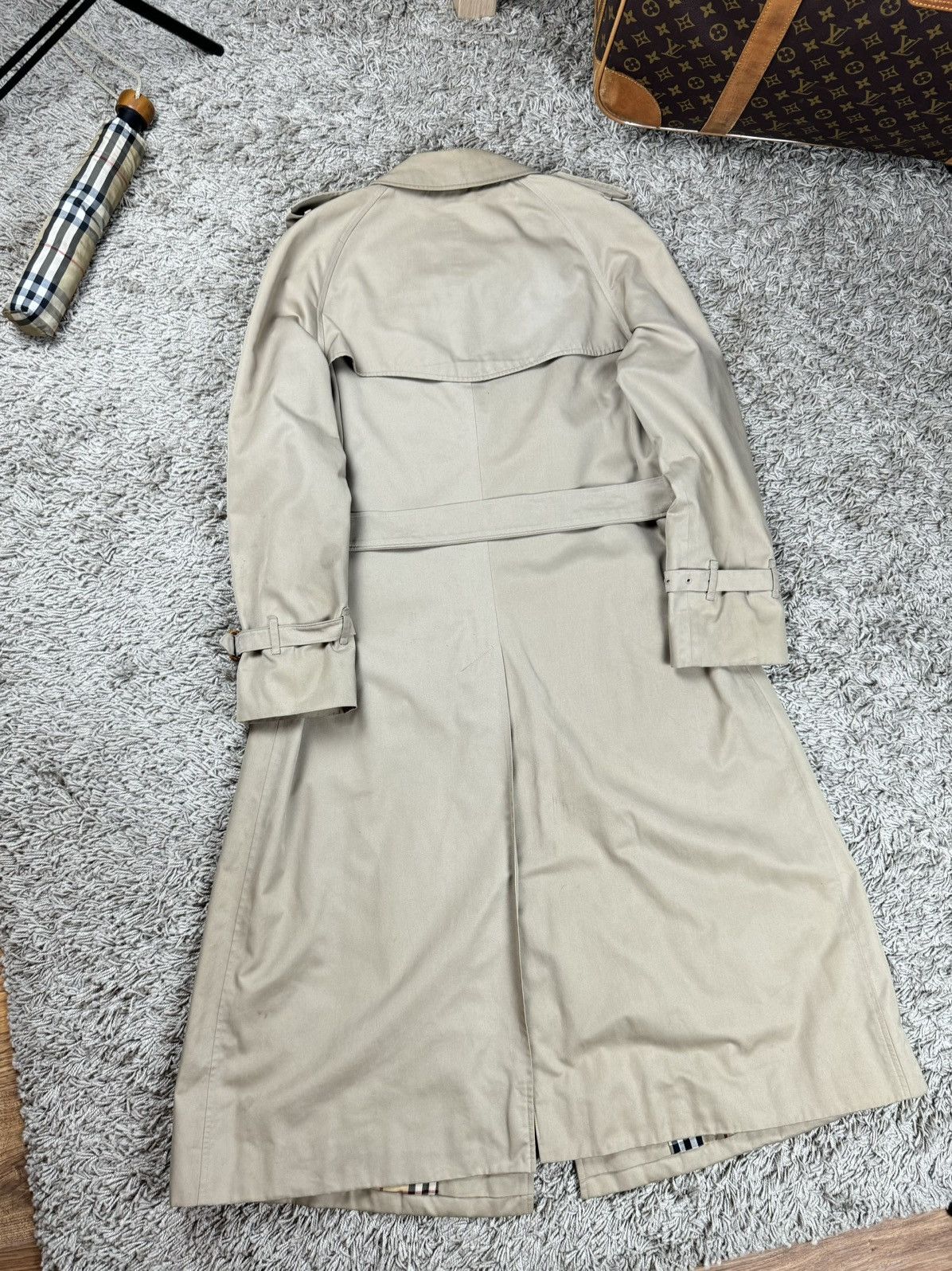Burberry × Vintage Vintage trench coat Burberry original luxury streetwear item Size M / US 6-8 / IT 42-44 - 3 Thumbnail