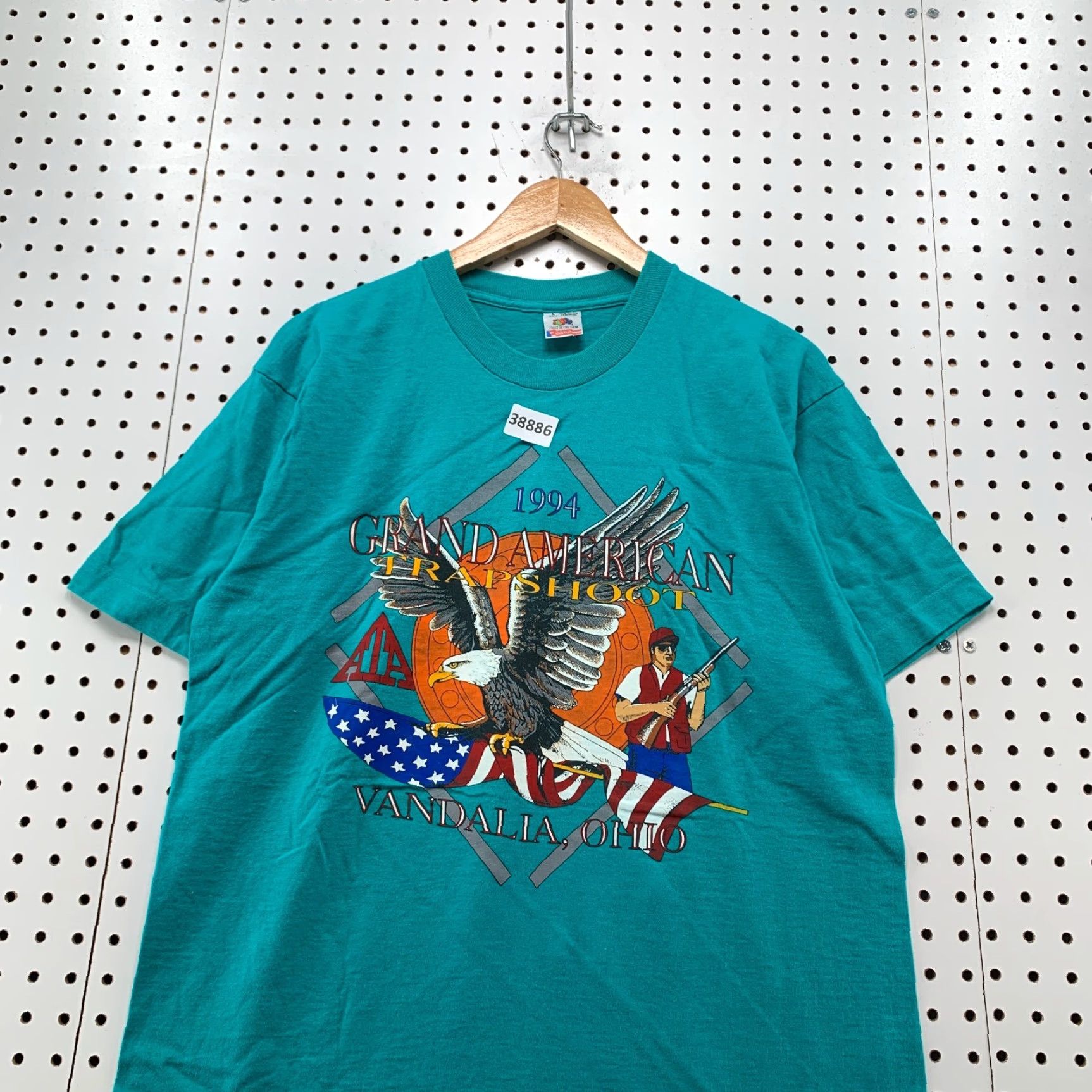 Fruit Of The Loom VINTAGE 90s Fruit of the Loom Graphic T-Shirt Men Large Blue Outdoor Hunt Trapshooting 21x28 Size US L / EU 52-54 / 3 - 2 Thumbnail