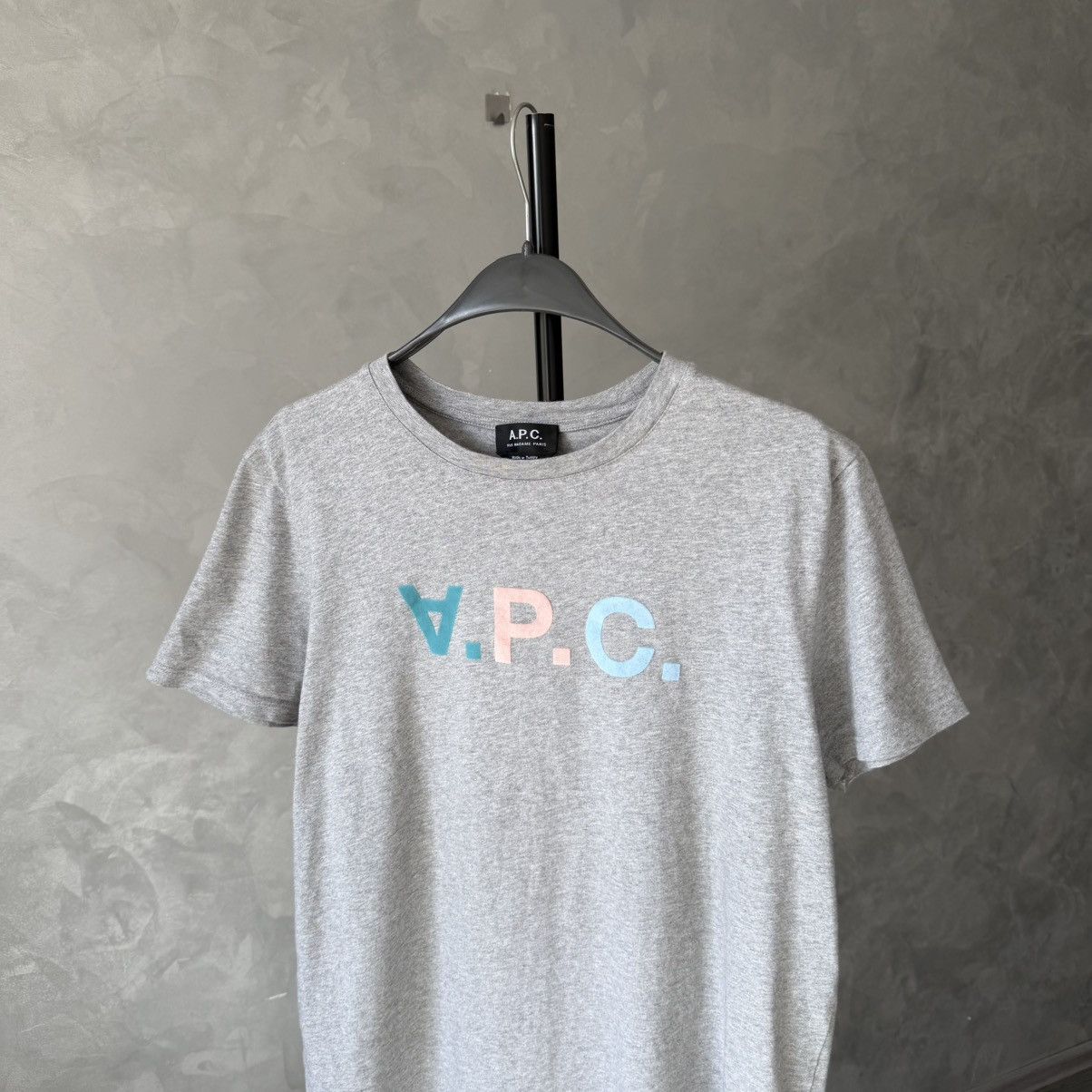 A.P.C. A.P.C Big Logo Koryn T Shirt Size L / US 10 / IT 46 - 2 Thumbnail