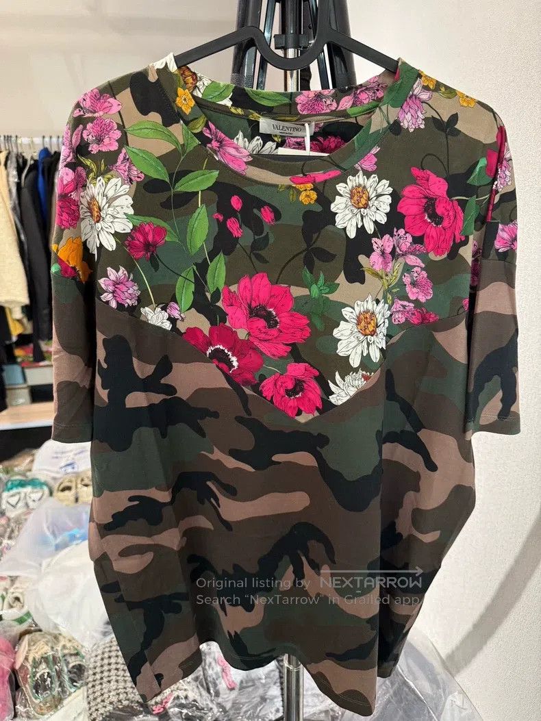 Valentino Valentino Camouflage with floral tops Size L / US 10 / IT 46 - 1 Thumbnail