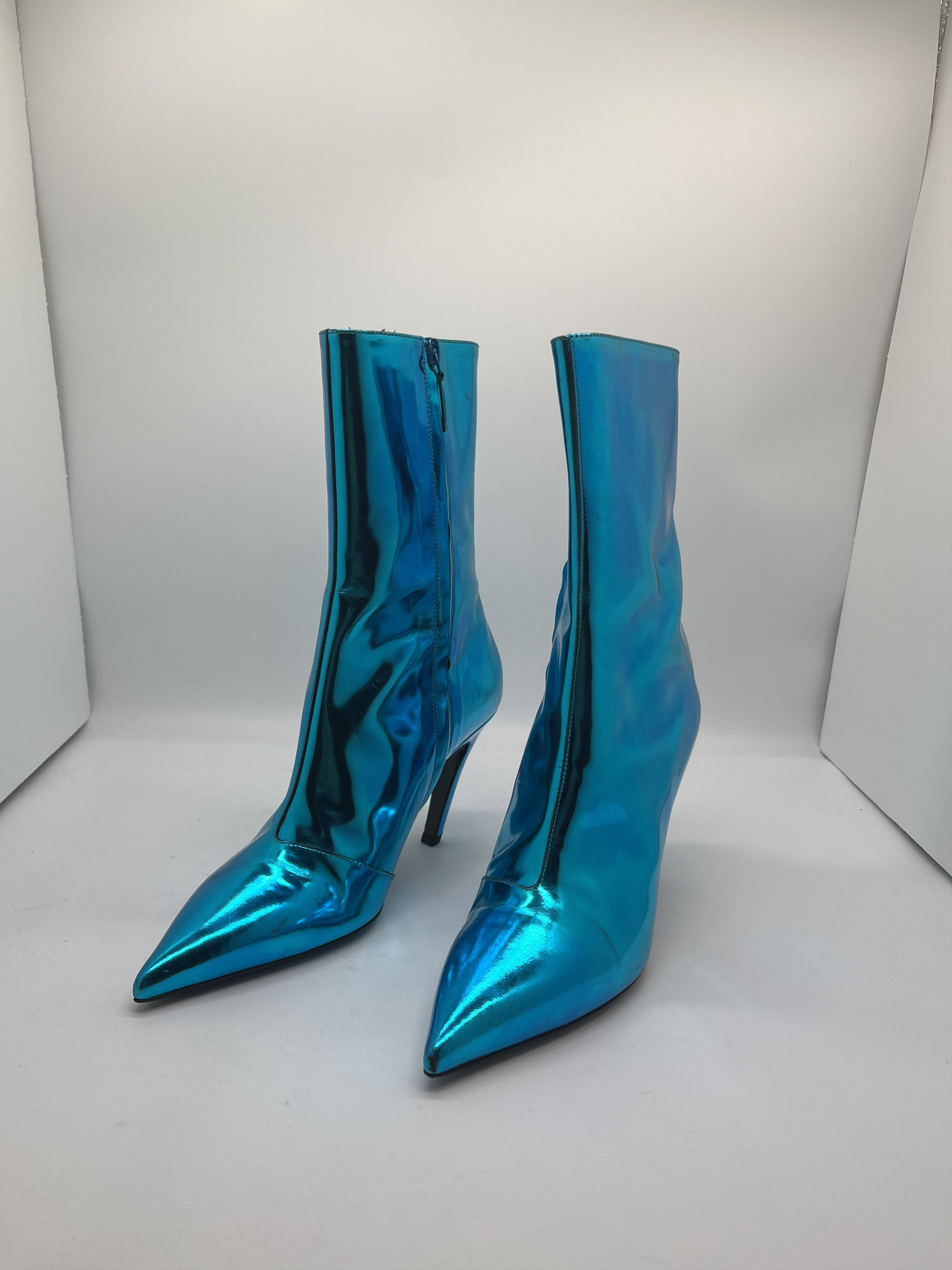 Balenciaga shiny boots hotsell