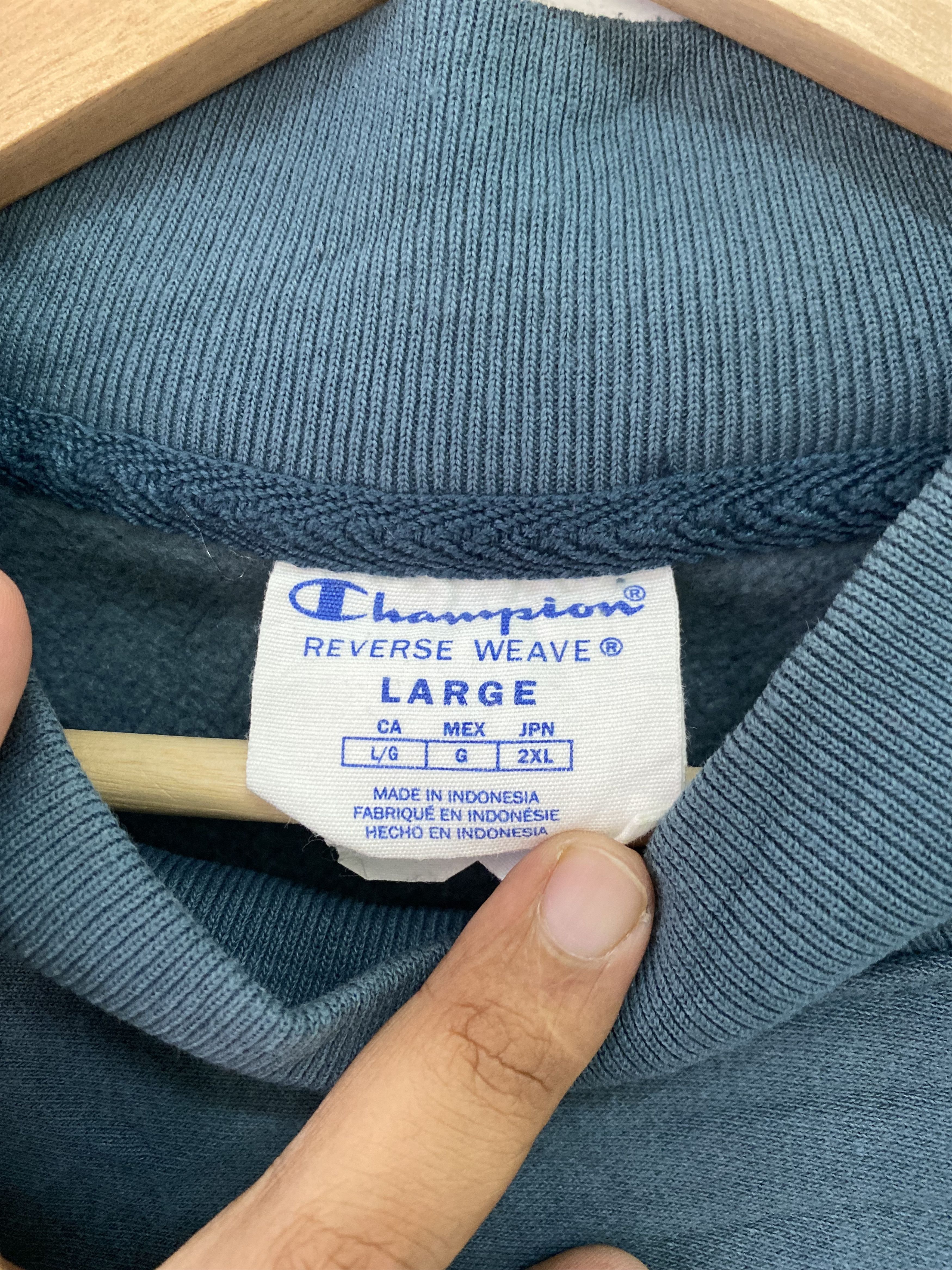 Champion × Vintage Vintage Croptop Champion Sweatshirt Reverse Wave L Size Size L / US 10 / IT 46 - 6 Thumbnail