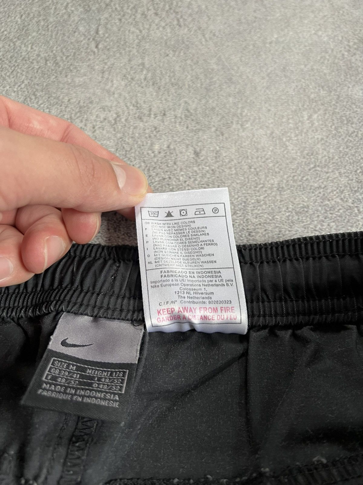 Nike Vintage Nike Breeches Shorts Nylon Swoosh Logo Size M Hype Size US 34 / EU 50 - 9 Thumbnail