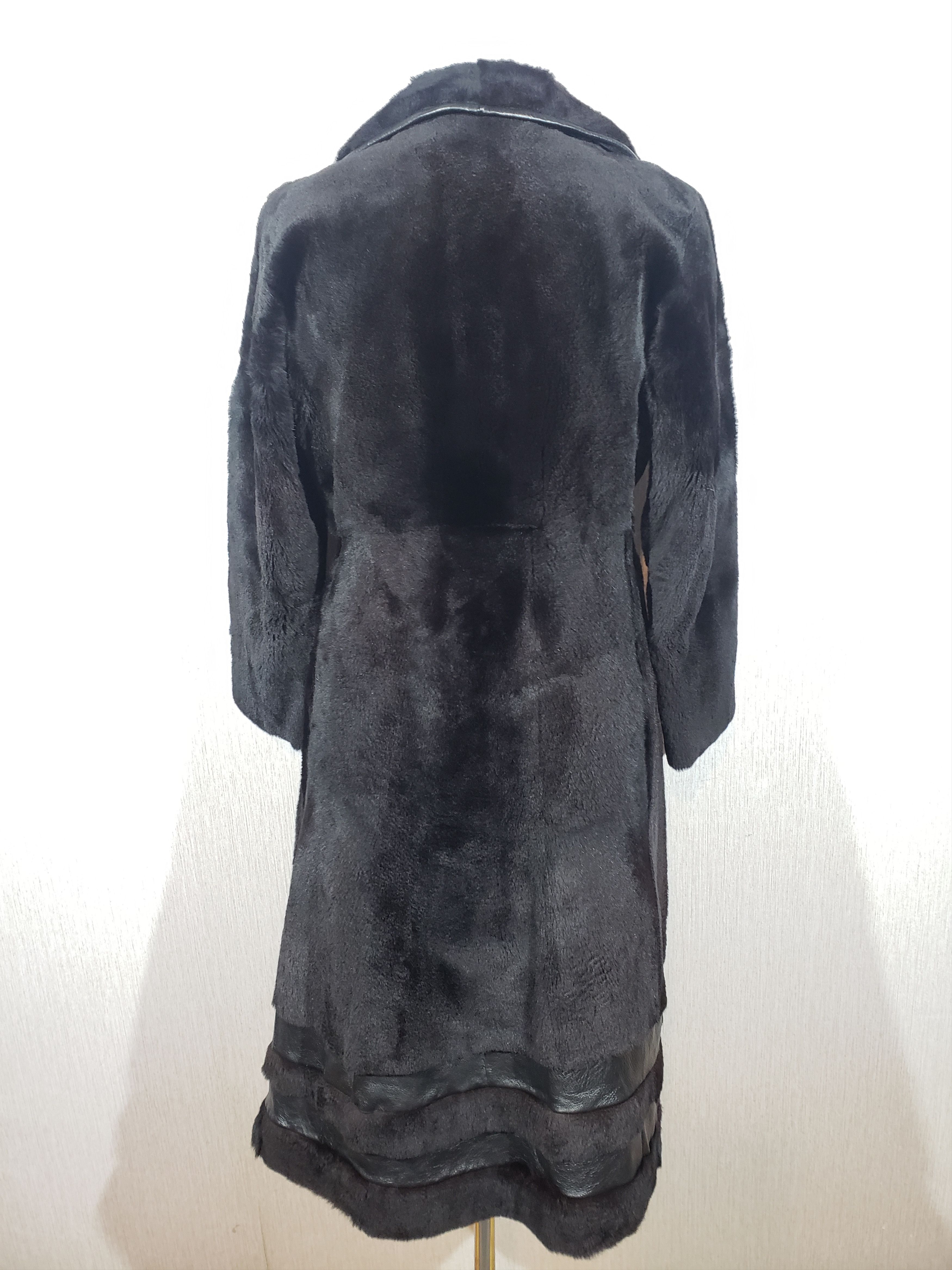 Other Black women's fur coat with sheared fur. Size M / US 6-8 / IT 42-44 - 4 Thumbnail