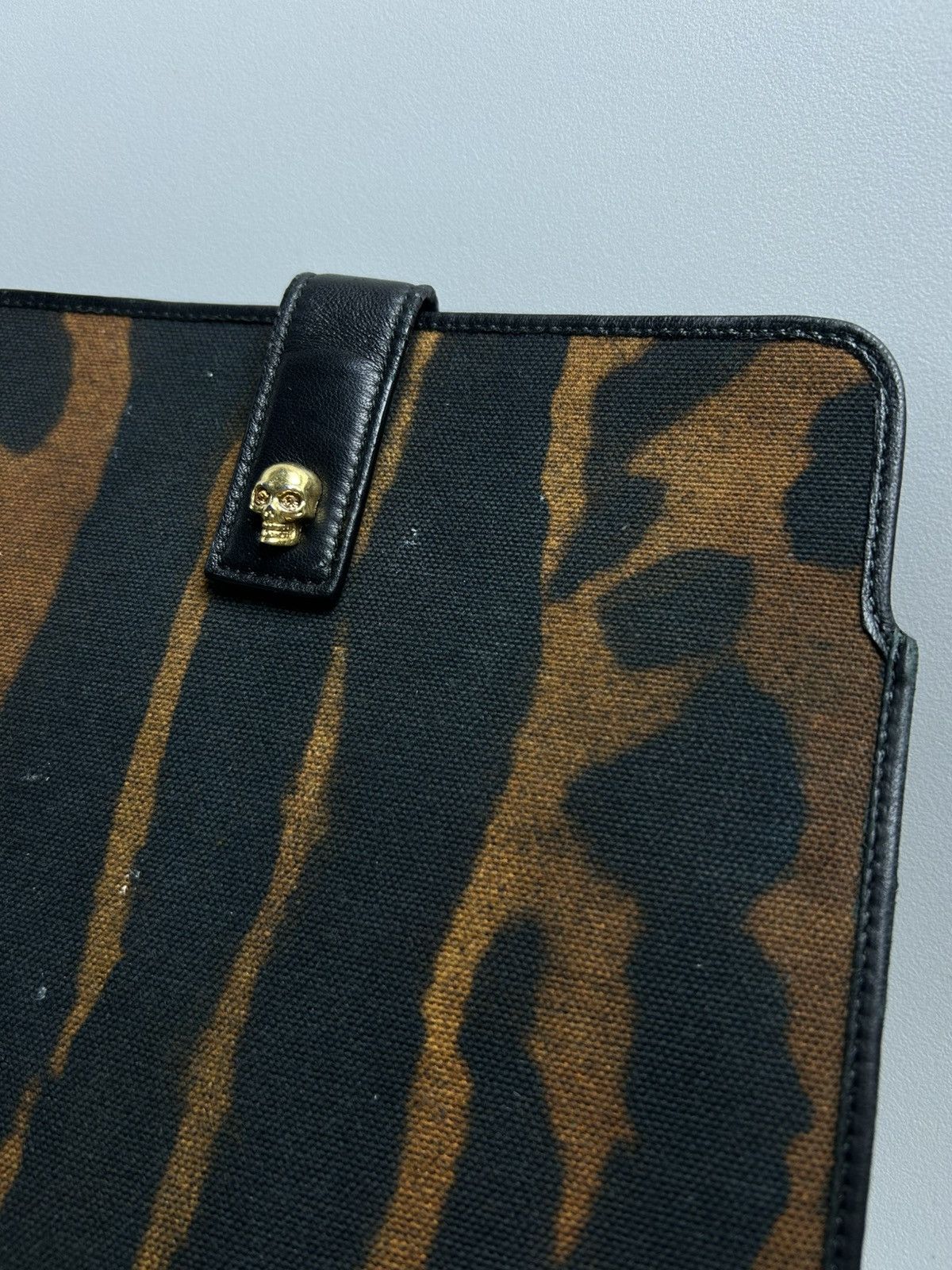 Alexander McQueen Alexander McQueen Skull Leather iPad Cover Tablet Case Bag Size ONE SIZE - 10 Thumbnail