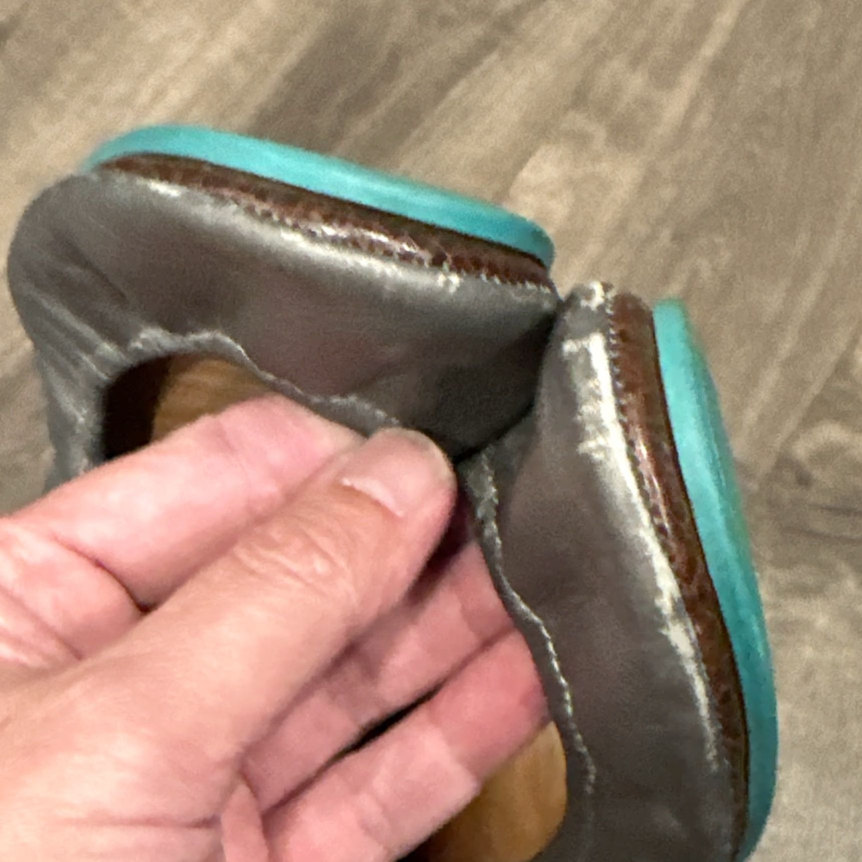 Vintage Tieks by Gavrieli Silver Leather Ballet Flats Size 7 Womens Size US 7 / IT 37 - 4 Thumbnail