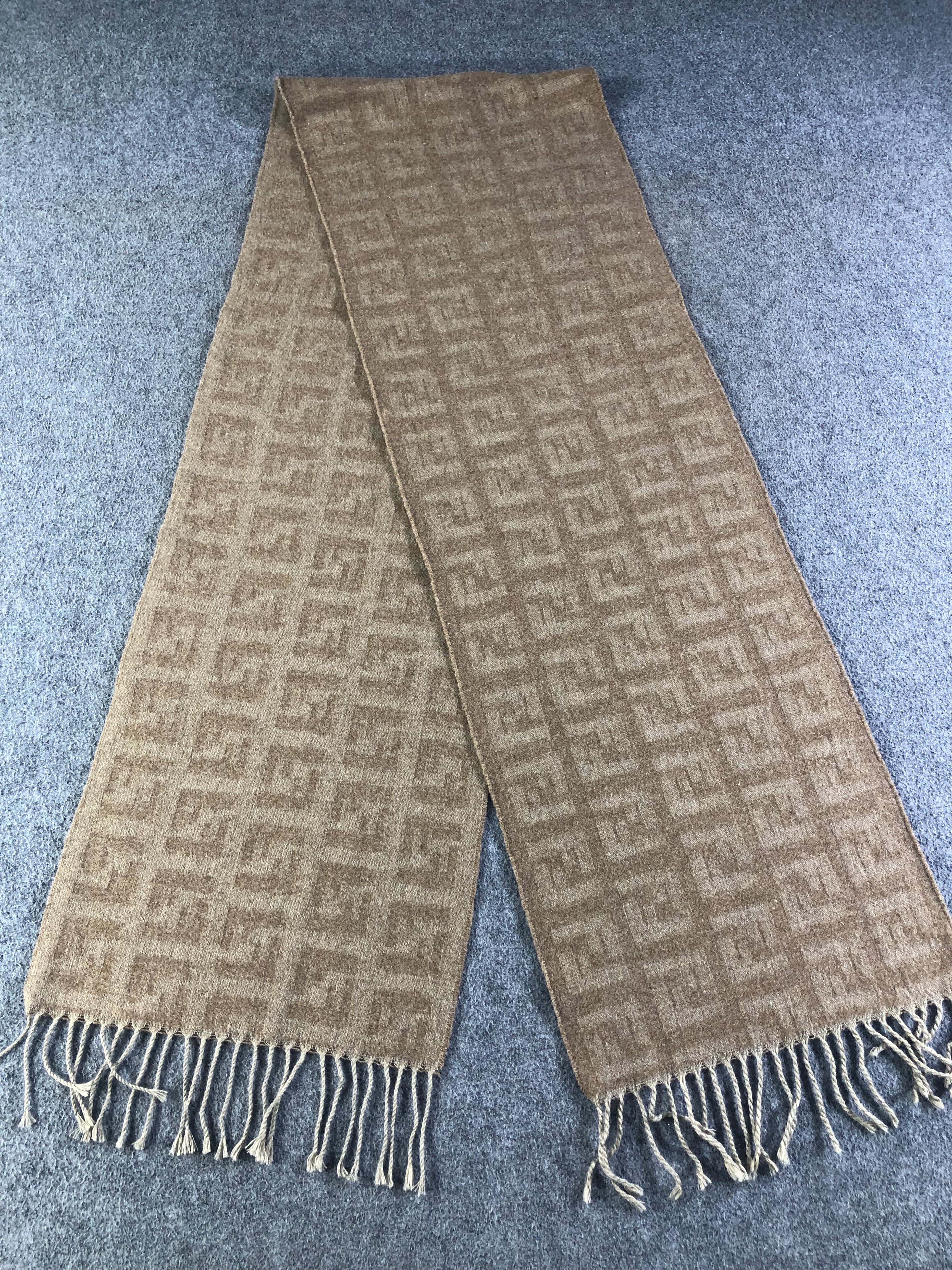 Fendi Fendi Cashmere Scarf / Muffler / Neckwear SS1402 Size ONE SIZE - 3 Thumbnail