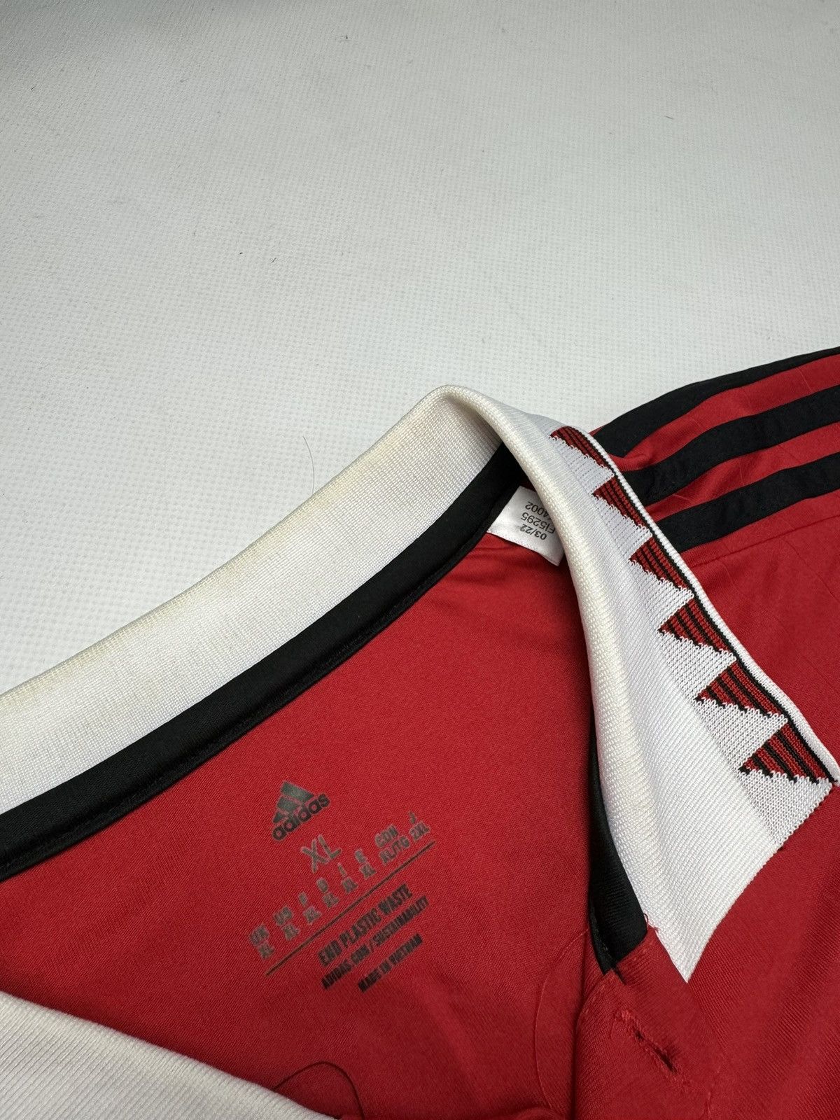 Adidas Rare Adidas Manchester United Soccer jersey y2k Size US XL / EU 56 / 4 - 8 Thumbnail