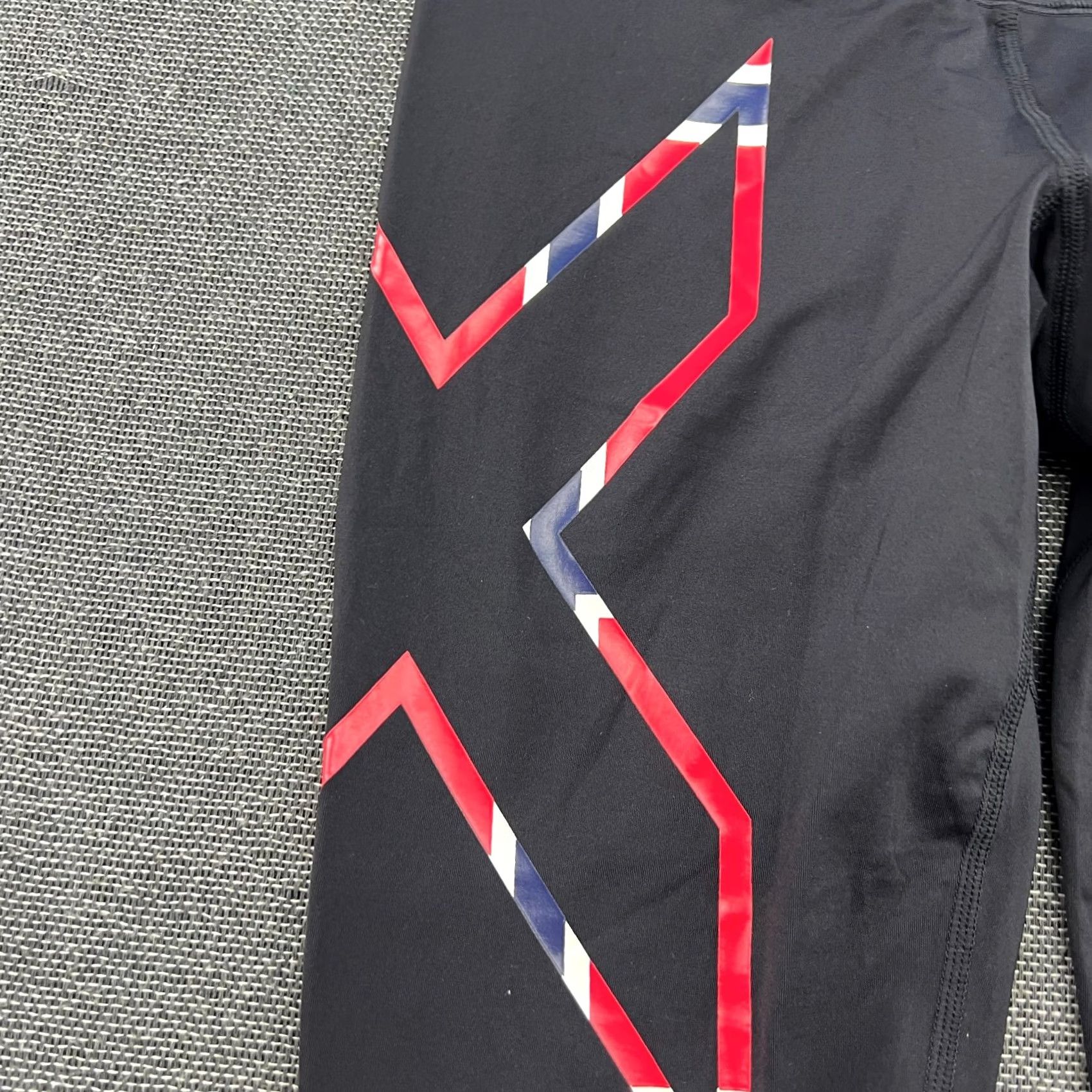 2XU 2XU Womens Norway Compression Pants Small Black Sport Spandex Tights Athletic Size 28" / US 6 / IT 42 - 4 Thumbnail