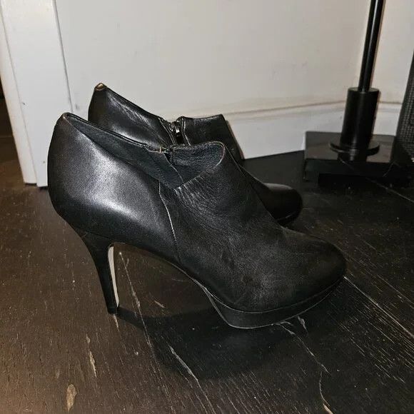 Vince Camuto Leather Vince Camuto Booties Size US 7.5 / IT 37.5 - 2 Thumbnail