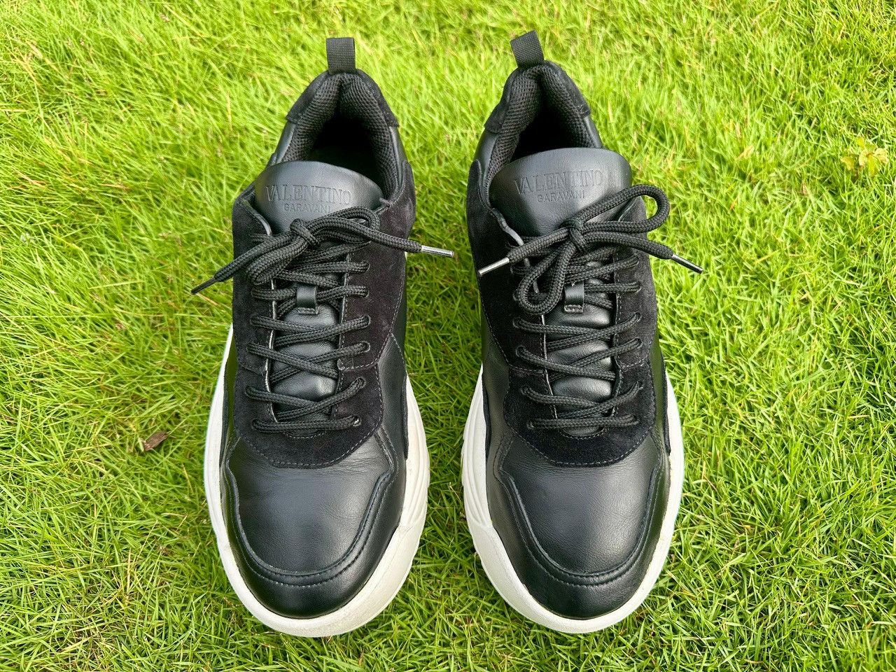 Valentino Authentic Valentino Garavani Gumboy Calfskin Sneakers Size US 8.5 / EU 41-42 - 3 Thumbnail