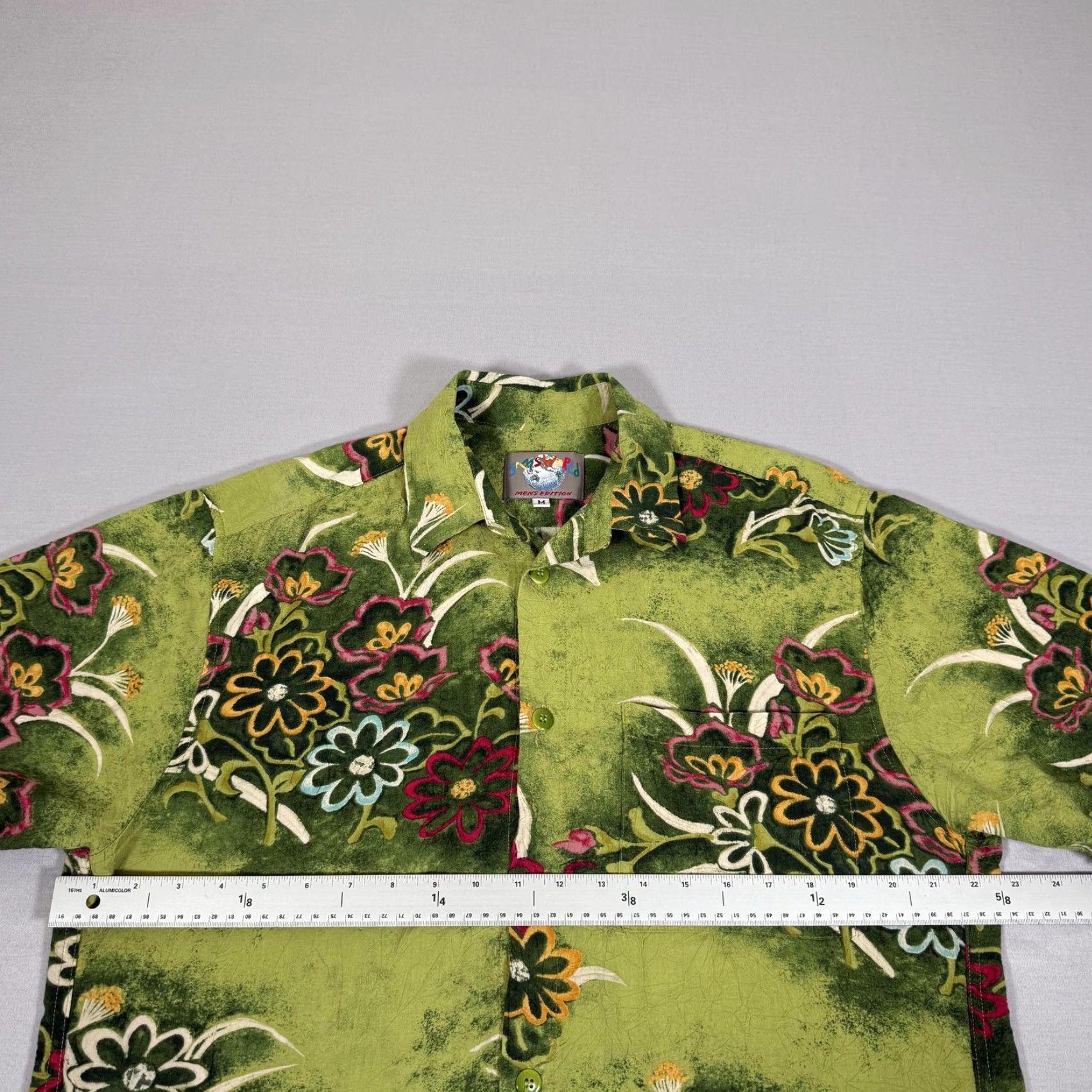 VINTAGE Jams World Shirt Mens Medium Green Hawaiian Aloha Floral Rayon 90s Mens