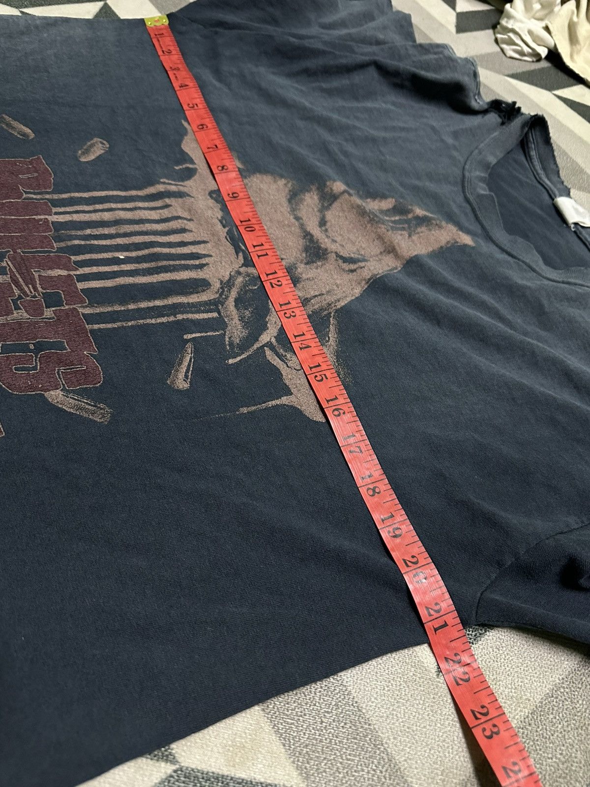 Other Vintage Thrased Bullets of justice tshirt movie Size US M / EU 48-50 / 2 - 8 Thumbnail