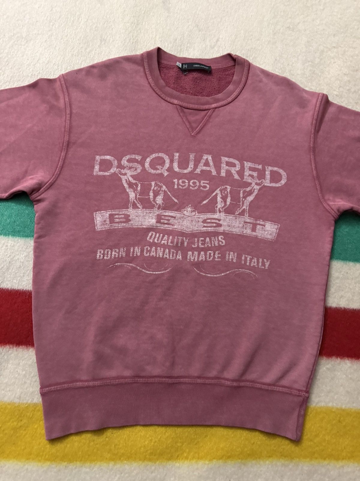 Dsquared2 $500 DSquared2 DSquared Salmon Pink Single V Crewneck Small Size US S / EU 44-46 / 1 - 4 Thumbnail